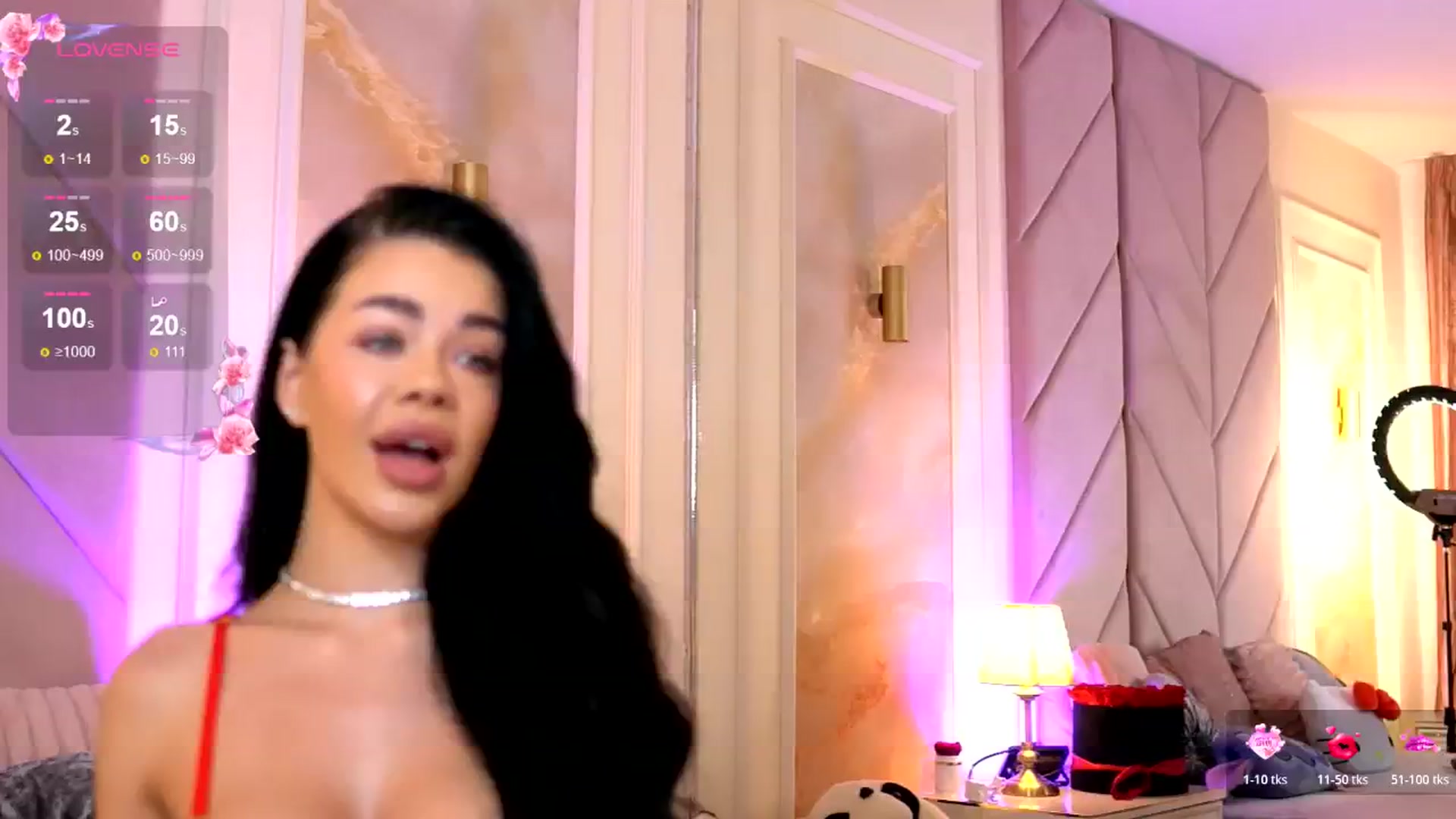 Gallery image thumbnail from AlexaHeyesz's myfreecams stream on, 11/24/2025, 06:18 image 18 of 20