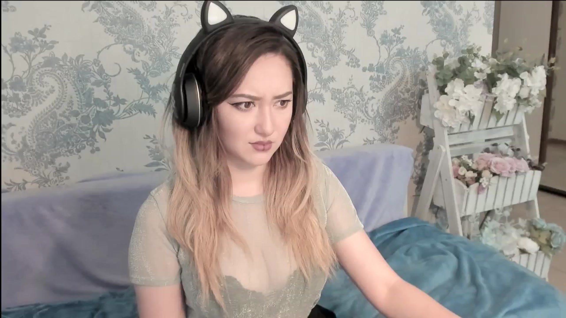 Gallery image thumbnail from AlexaJang's myfreecams stream on, 06/23/2025, 08:56 image 20 of 20