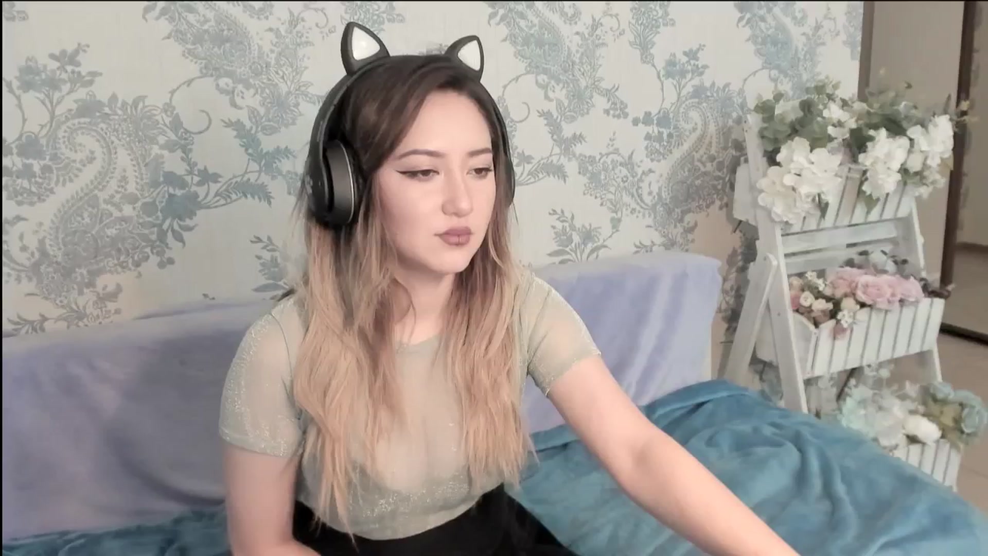 Gallery image thumbnail from AlexaJang's myfreecams stream on, 06/23/2025, 08:56 image 8 of 20