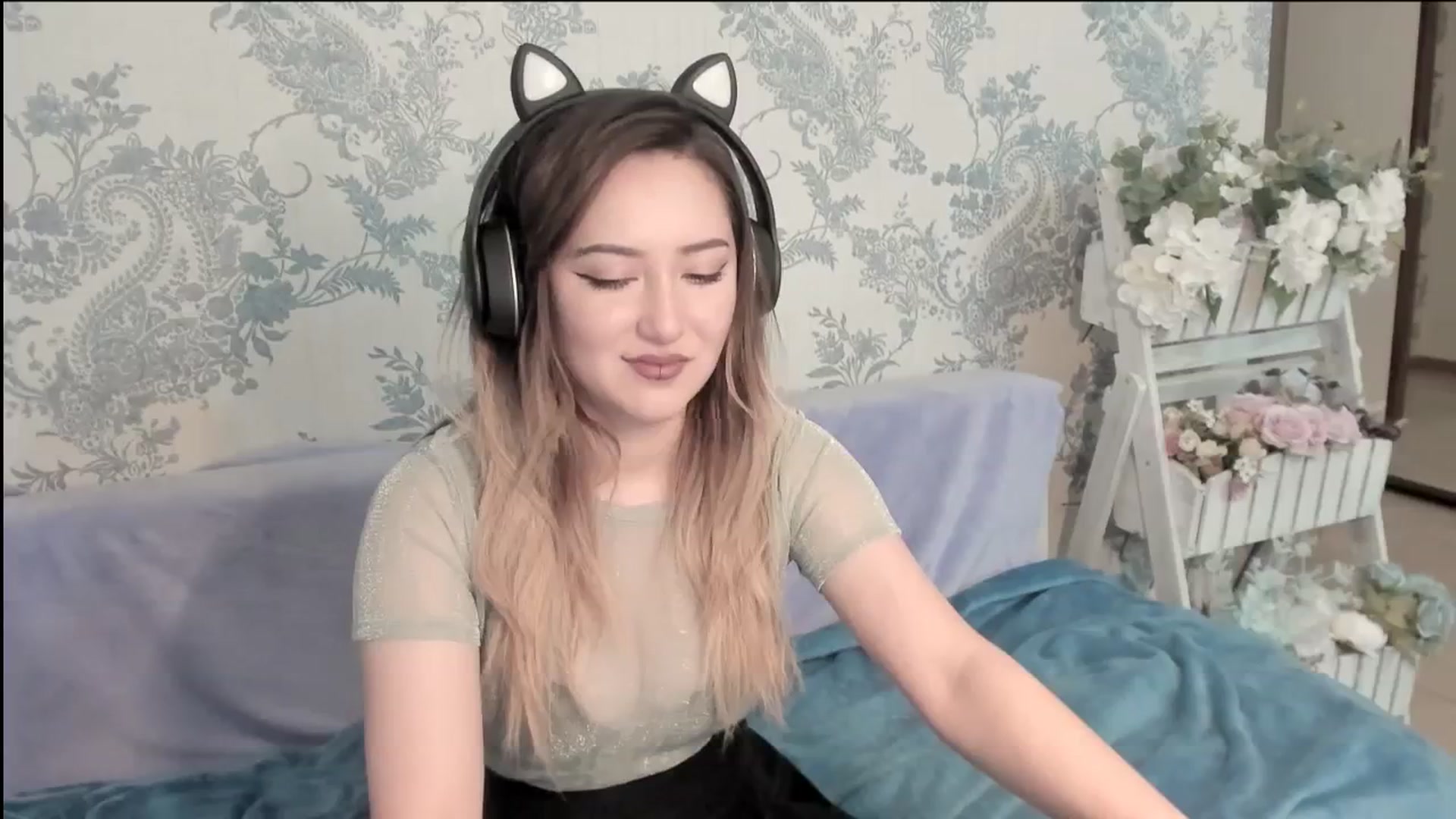 Gallery image thumbnail from AlexaJang's myfreecams stream on, 06/23/2025, 08:56 image 11 of 20