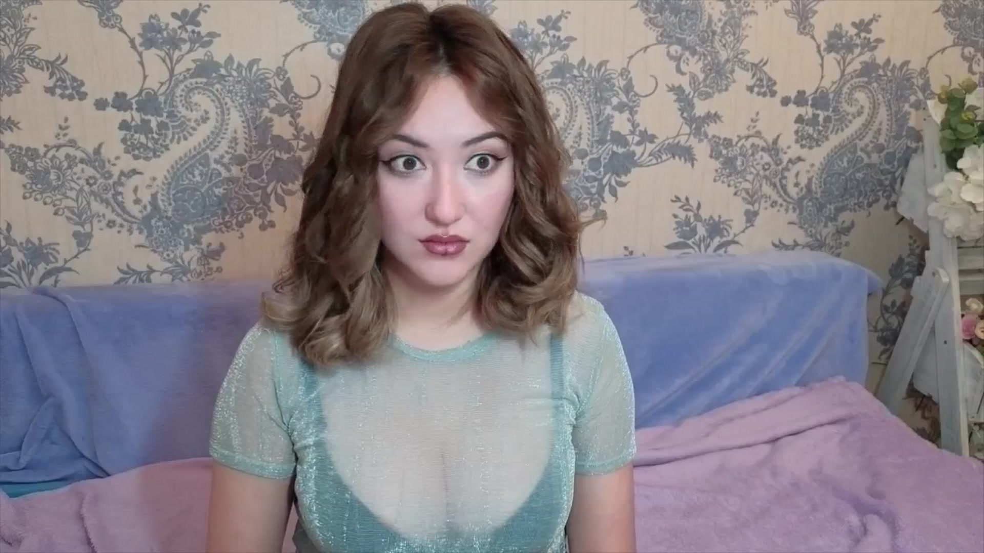 Gallery image thumbnail from AlexaJang's myfreecams stream on, 09/06/2025, 18:07 image 3 of 20