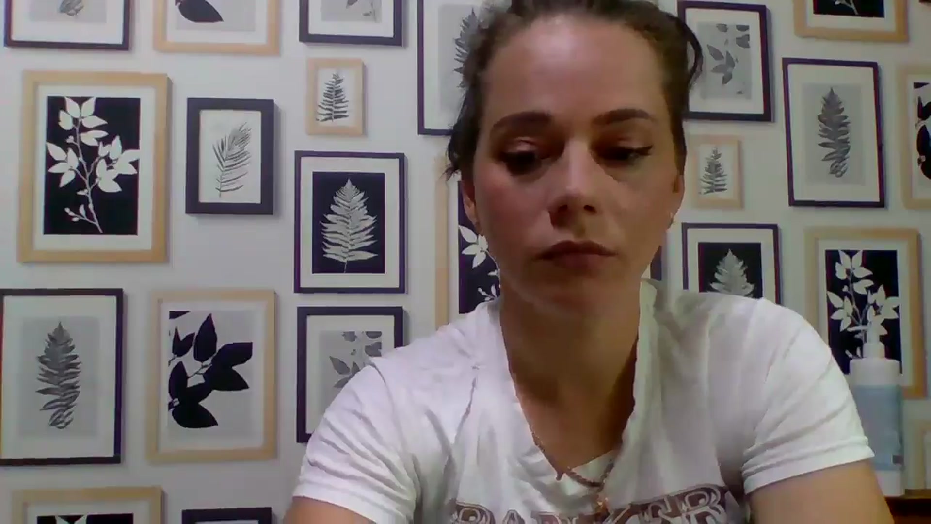 Gallery image thumbnail from AlexaLeker's myfreecams stream on, 05/06/2025, 08:56 image 15 of 20