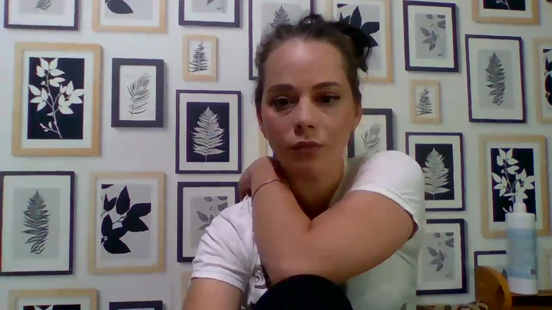 Gallery image thumbnail from AlexaLeker's myfreecams stream on, 05/06/2025, 08:56 image 7 of 20