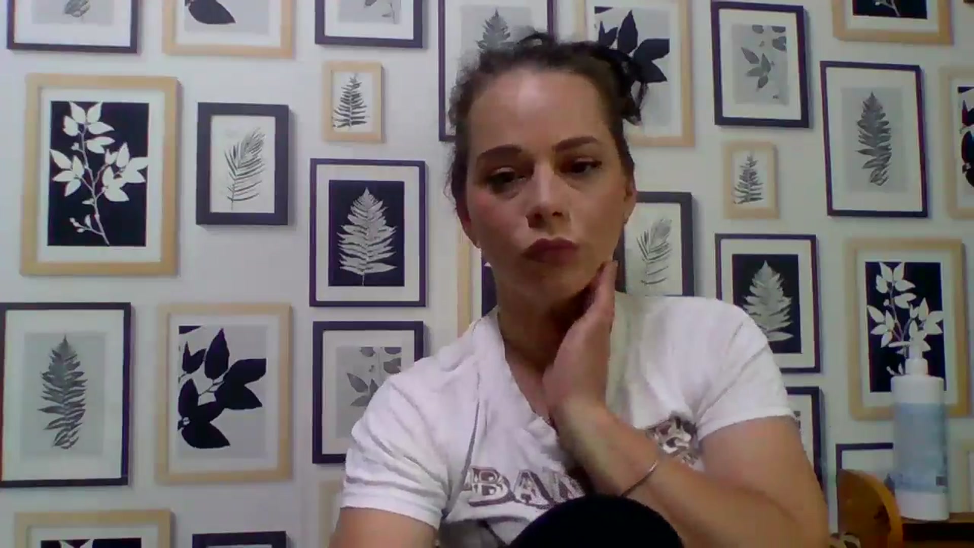Gallery image thumbnail from AlexaLeker's myfreecams stream on, 05/06/2025, 08:56 image 8 of 20