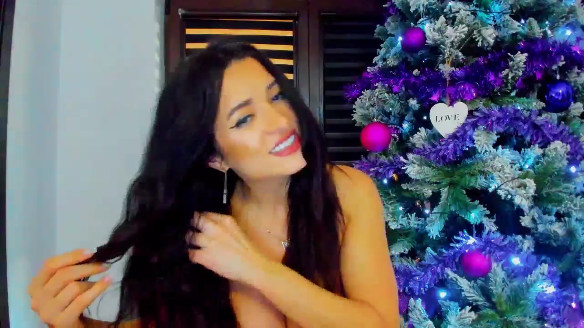 Gallery image thumbnail from AlexaNikole's myfreecams stream on, 12/16/2024, 13:01 image 20 of 20