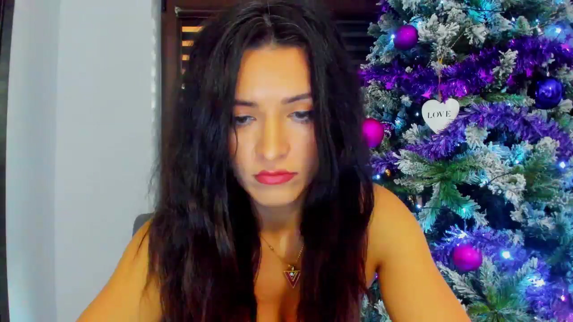 Gallery image thumbnail from AlexaNikole's myfreecams stream on, 12/16/2024, 13:01 image 18 of 20
