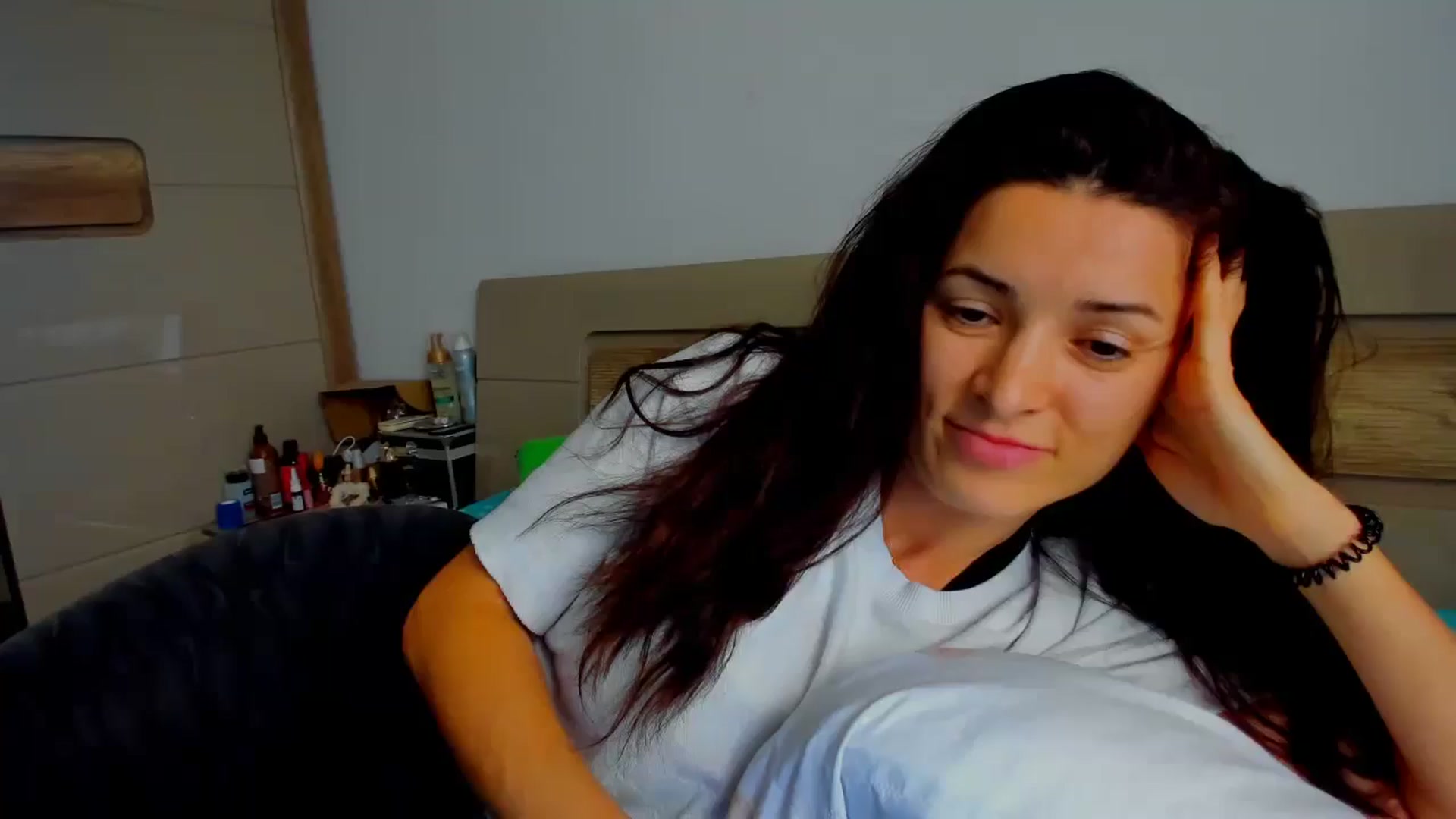 Gallery image thumbnail from AlexaNikole's myfreecams stream on, 11/10/2025, 12:24 image 18 of 20