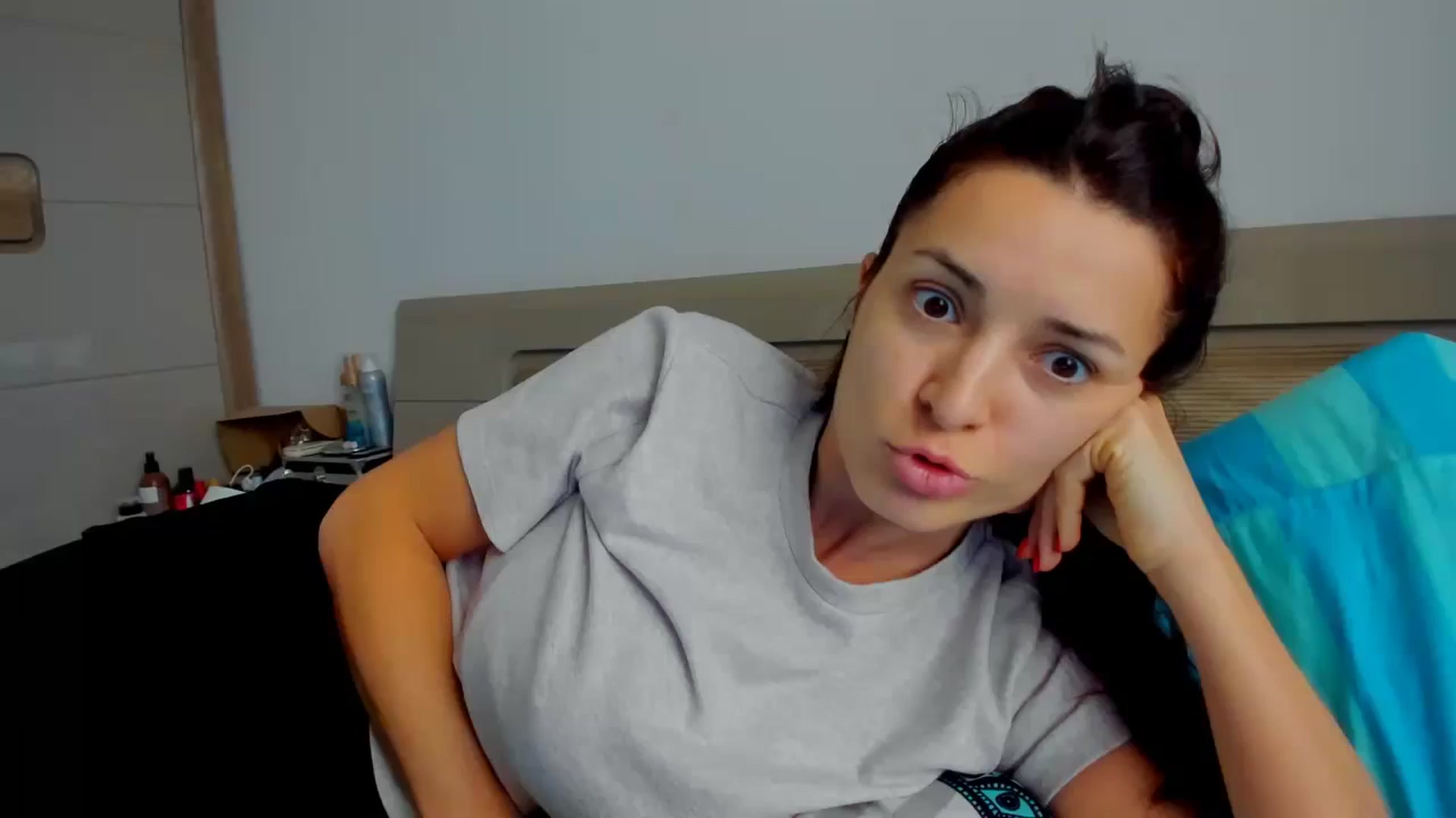 Gallery image thumbnail from AlexaNikole's myfreecams stream on, 12/16/2025, 13:04 image 14 of 20
