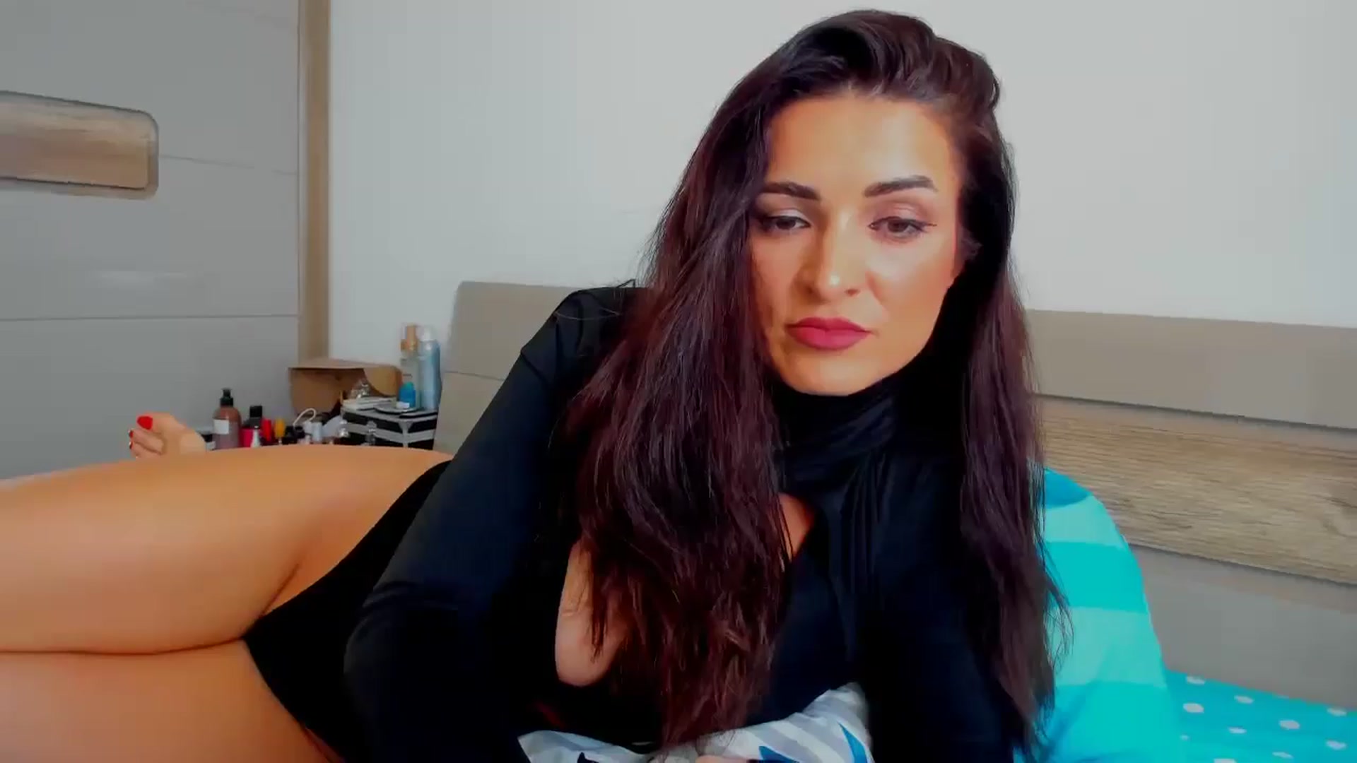 Gallery image thumbnail from AlexaNikole's myfreecams stream on, 12/18/2025, 11:23 image 10 of 20