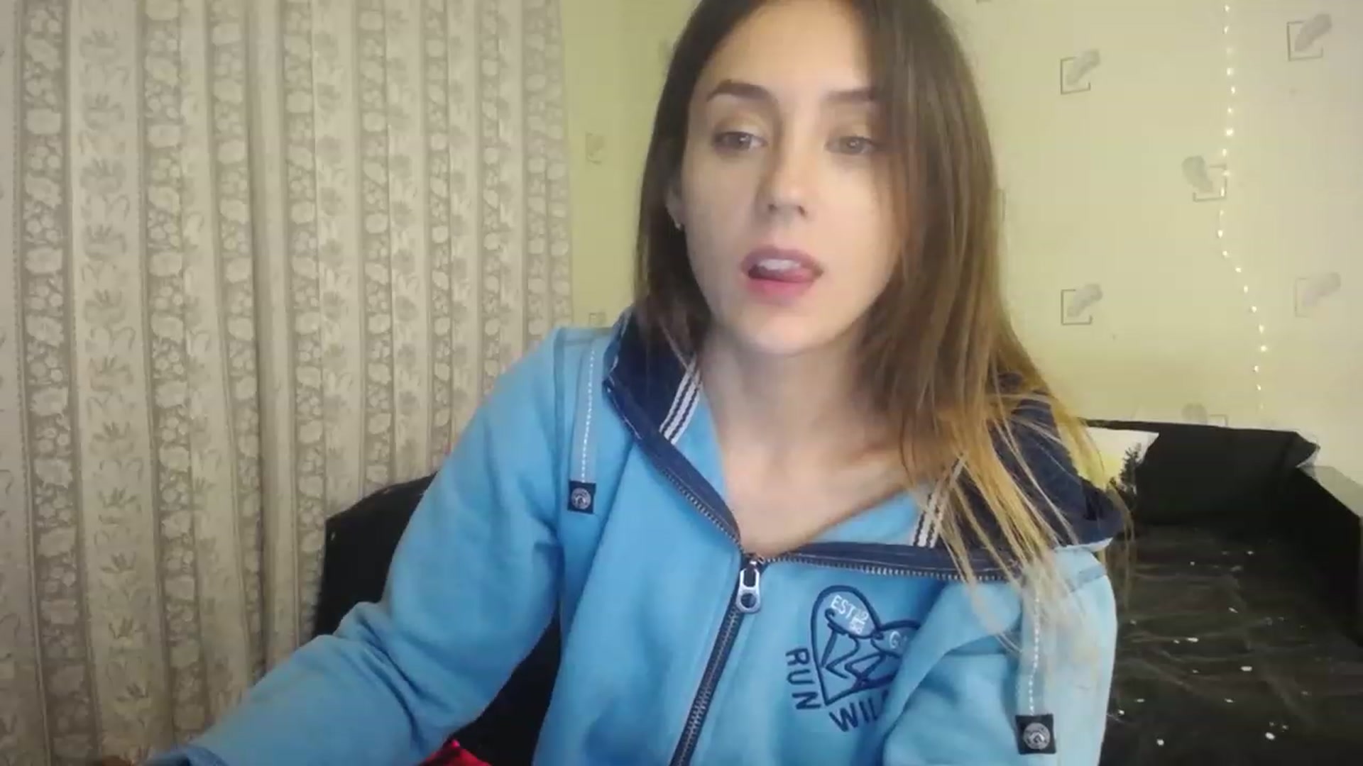 Gallery image thumbnail from AlexaPirania's myfreecams stream on, 11/28/2022, 21:14 image 5 of 20