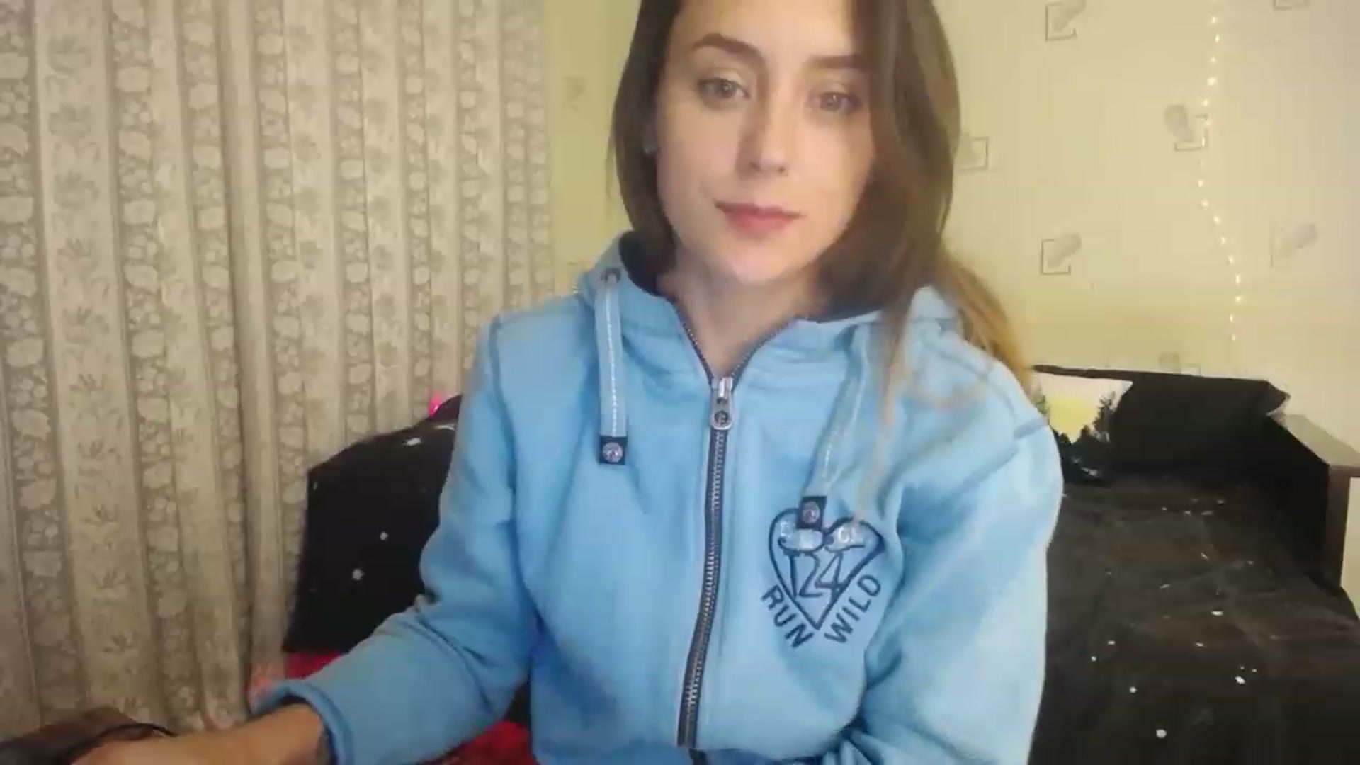 Gallery image thumbnail from AlexaPirania's myfreecams stream on, 11/29/2022, 24:07 image 14 of 20