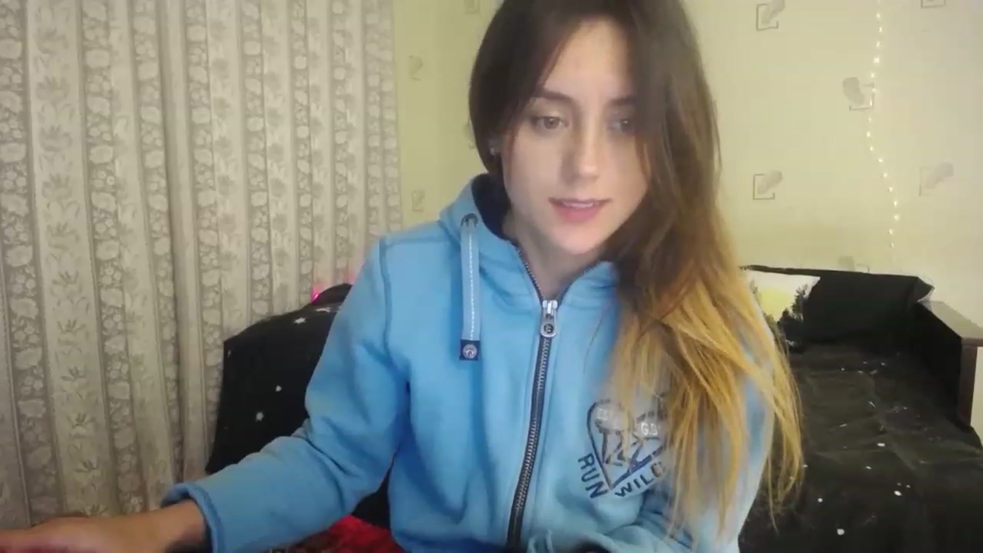 Gallery image thumbnail from AlexaPirania's myfreecams stream on, 11/29/2022, 24:07 image 13 of 20