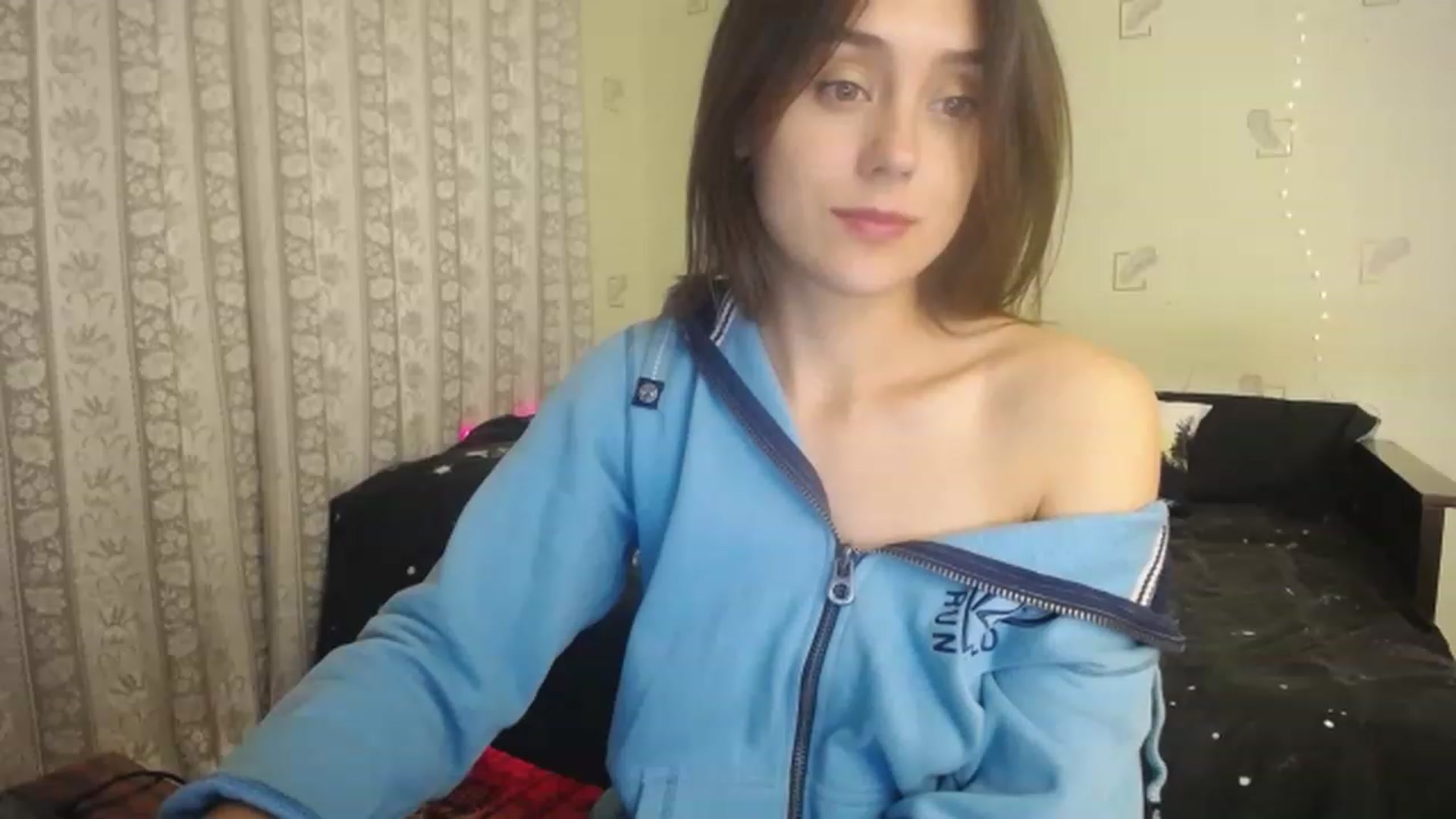 Gallery image thumbnail from AlexaPirania's myfreecams stream on, 11/29/2022, 24:07 image 20 of 20