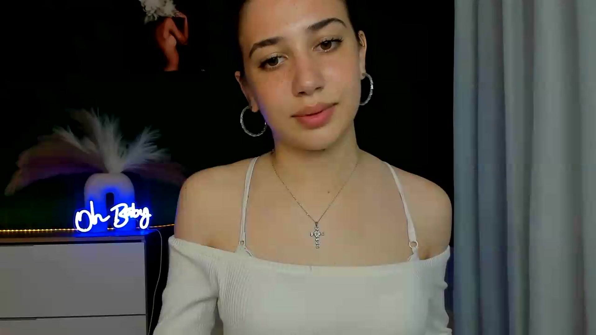 Gallery image thumbnail from AlexaPirs's myfreecams stream on, 05/22/2026, 13:36 image 16 of 20