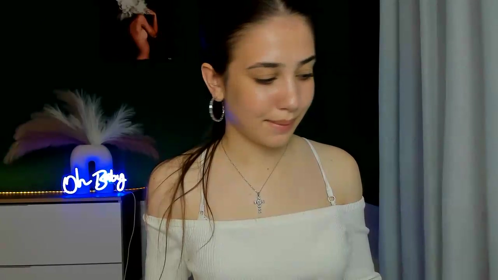 Gallery image thumbnail from AlexaPirs's myfreecams stream on, 05/22/2026, 13:36 image 9 of 20