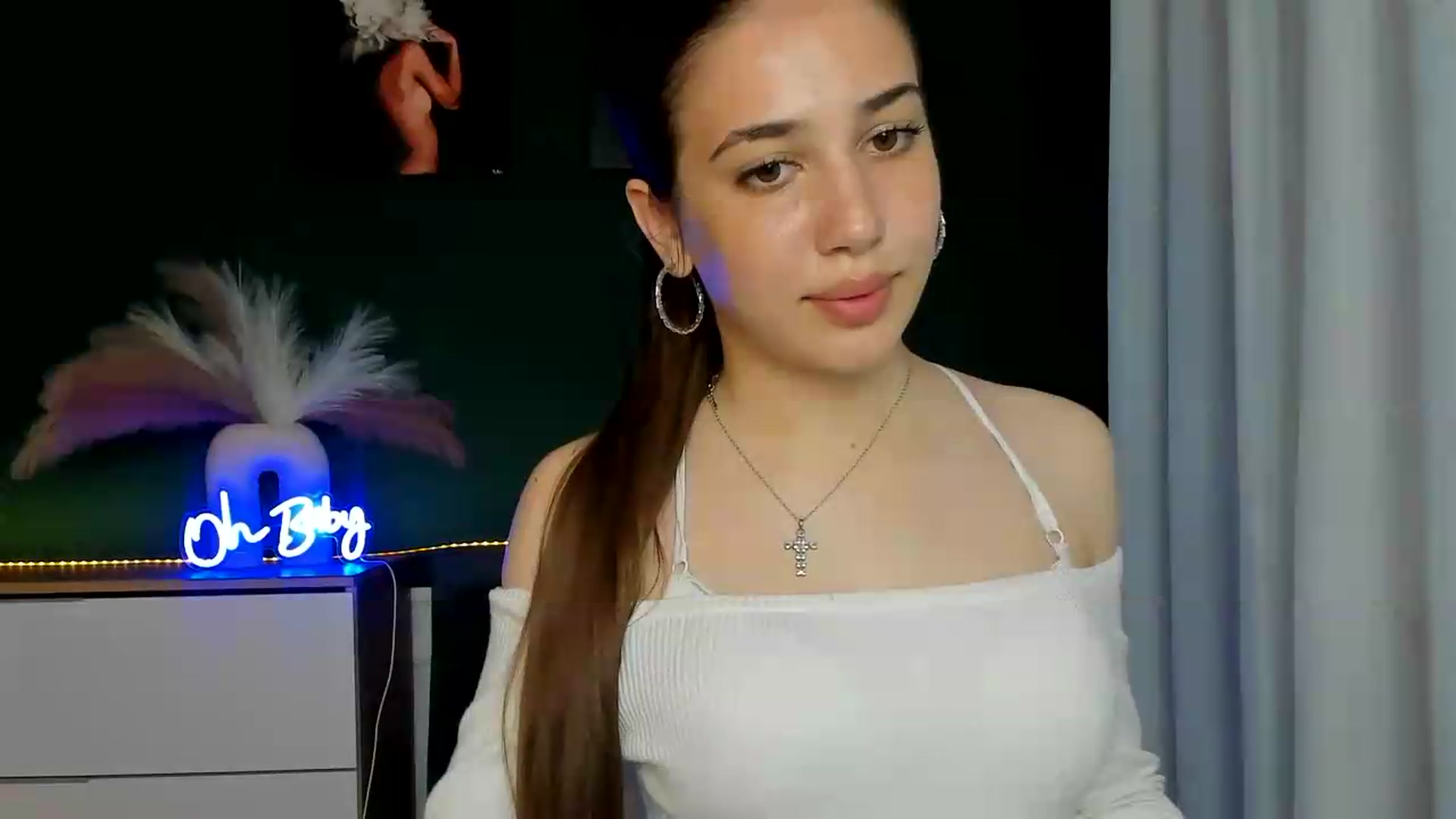 Gallery image thumbnail from AlexaPirs's myfreecams stream on, 05/22/2026, 13:36 image 20 of 20