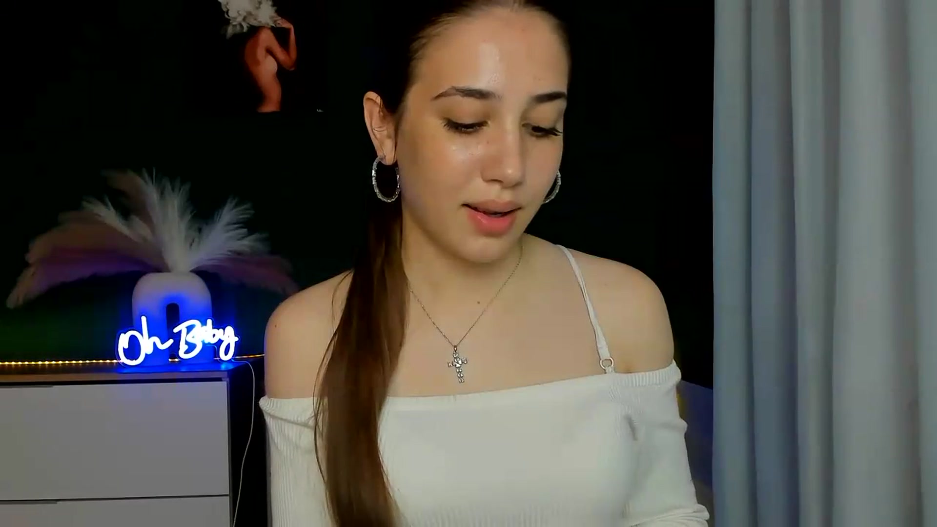 Gallery image thumbnail from AlexaPirs's myfreecams stream on, 05/22/2026, 13:36 image 13 of 20