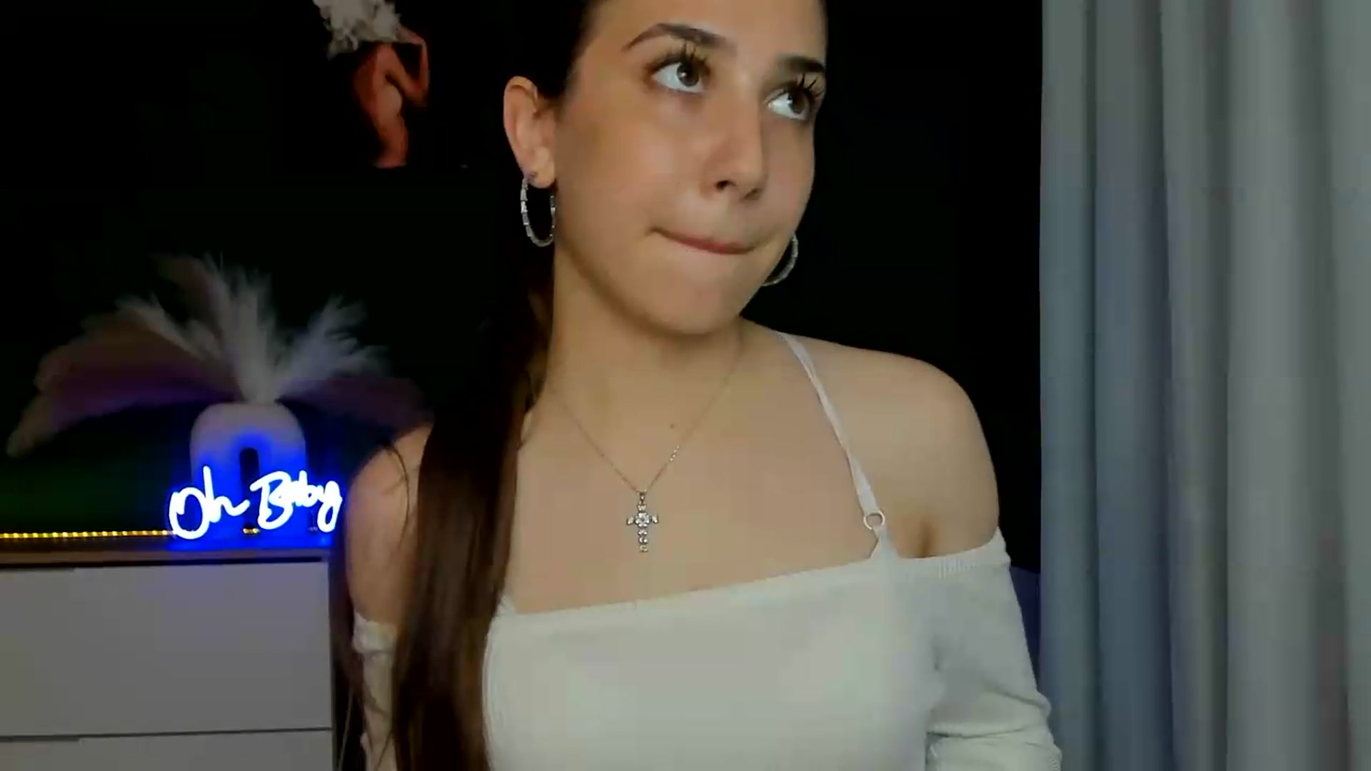 Gallery image thumbnail from AlexaPirs's myfreecams stream on, 05/22/2026, 14:44 image 14 of 20