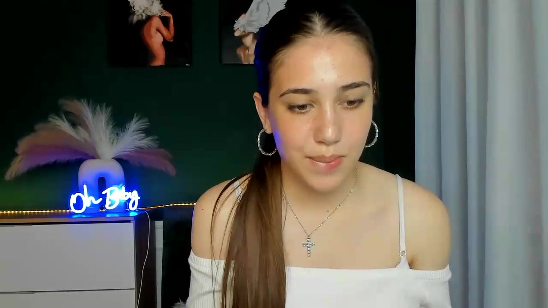 Gallery image thumbnail from AlexaPirs's myfreecams stream on, 05/22/2026, 15:54 image 20 of 20