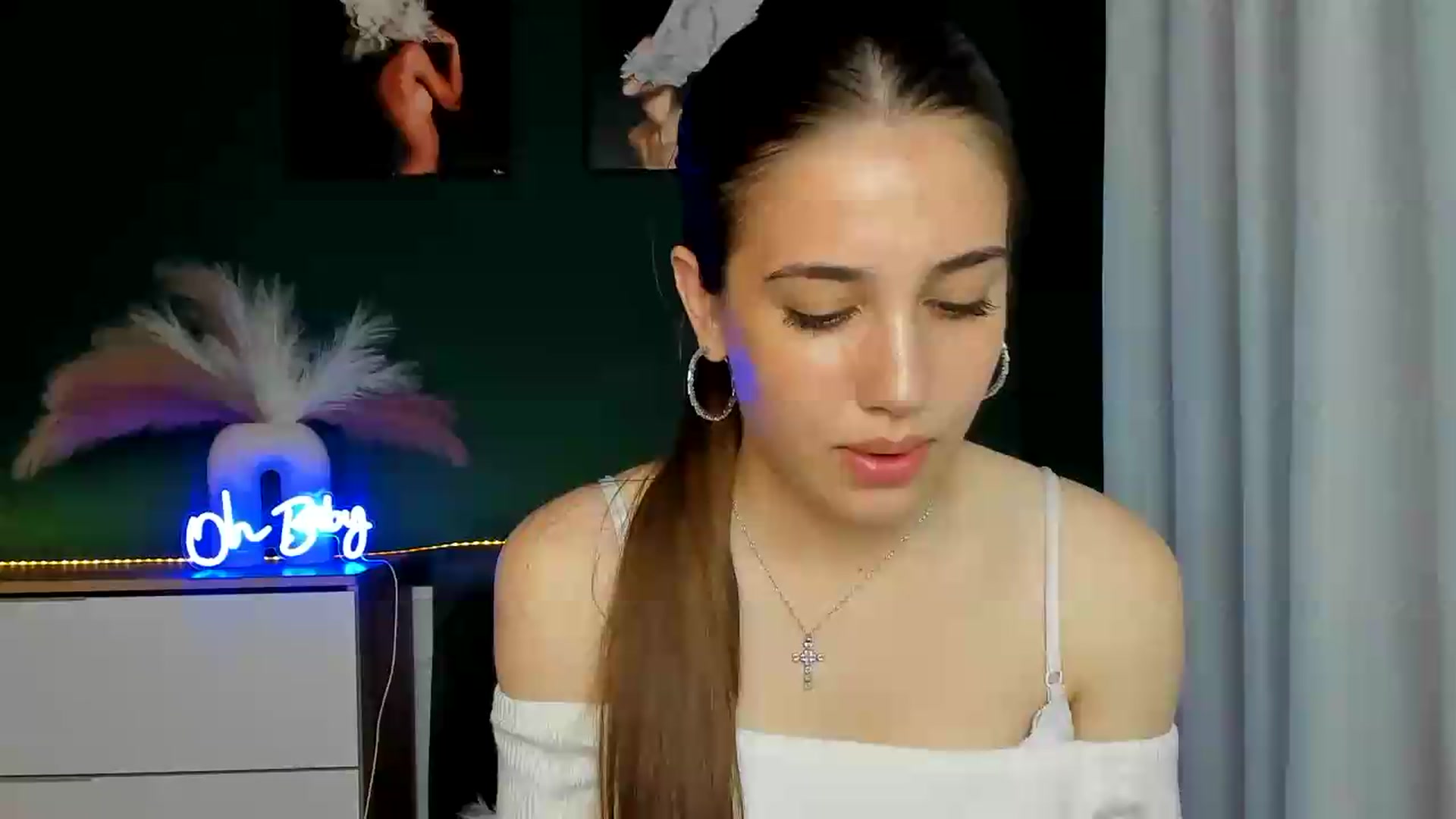 Gallery image thumbnail from AlexaPirs's myfreecams stream on, 05/22/2026, 15:54 image 8 of 20