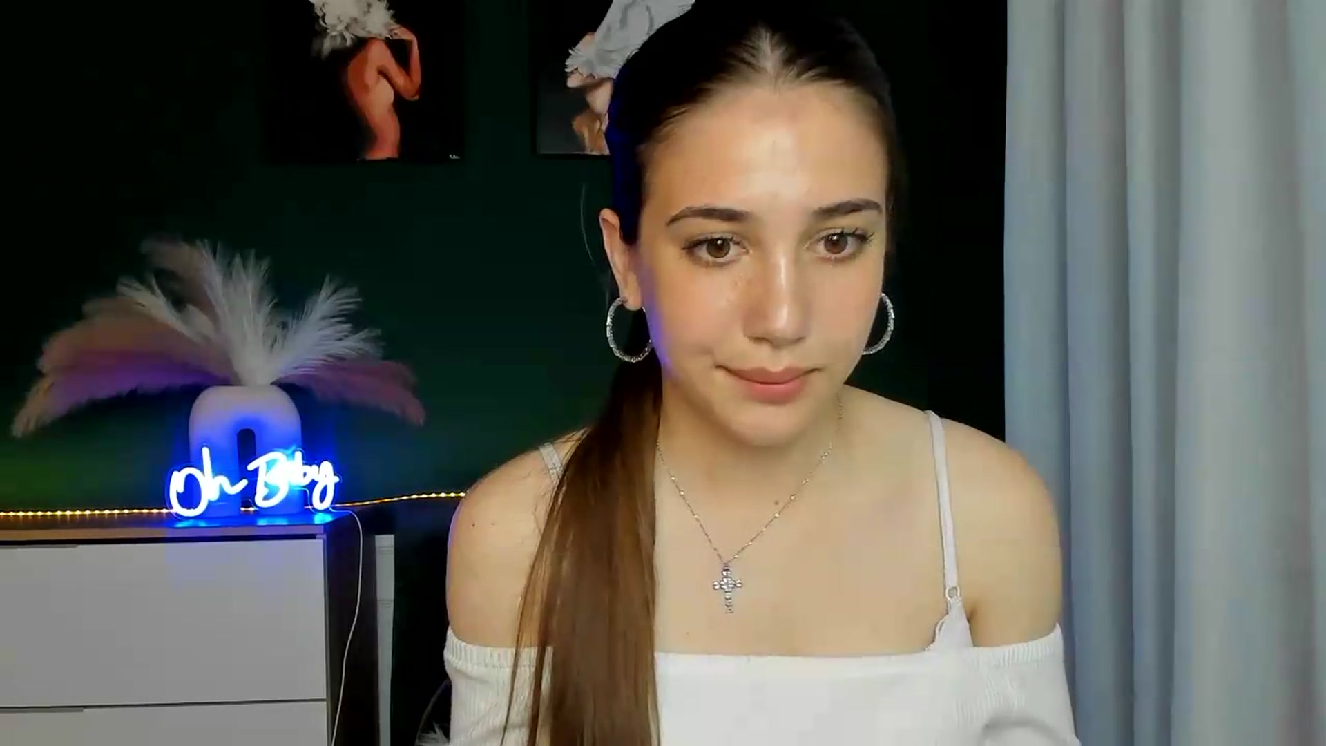 Gallery image thumbnail from AlexaPirs's myfreecams stream on, 05/22/2026, 15:54 image 7 of 20