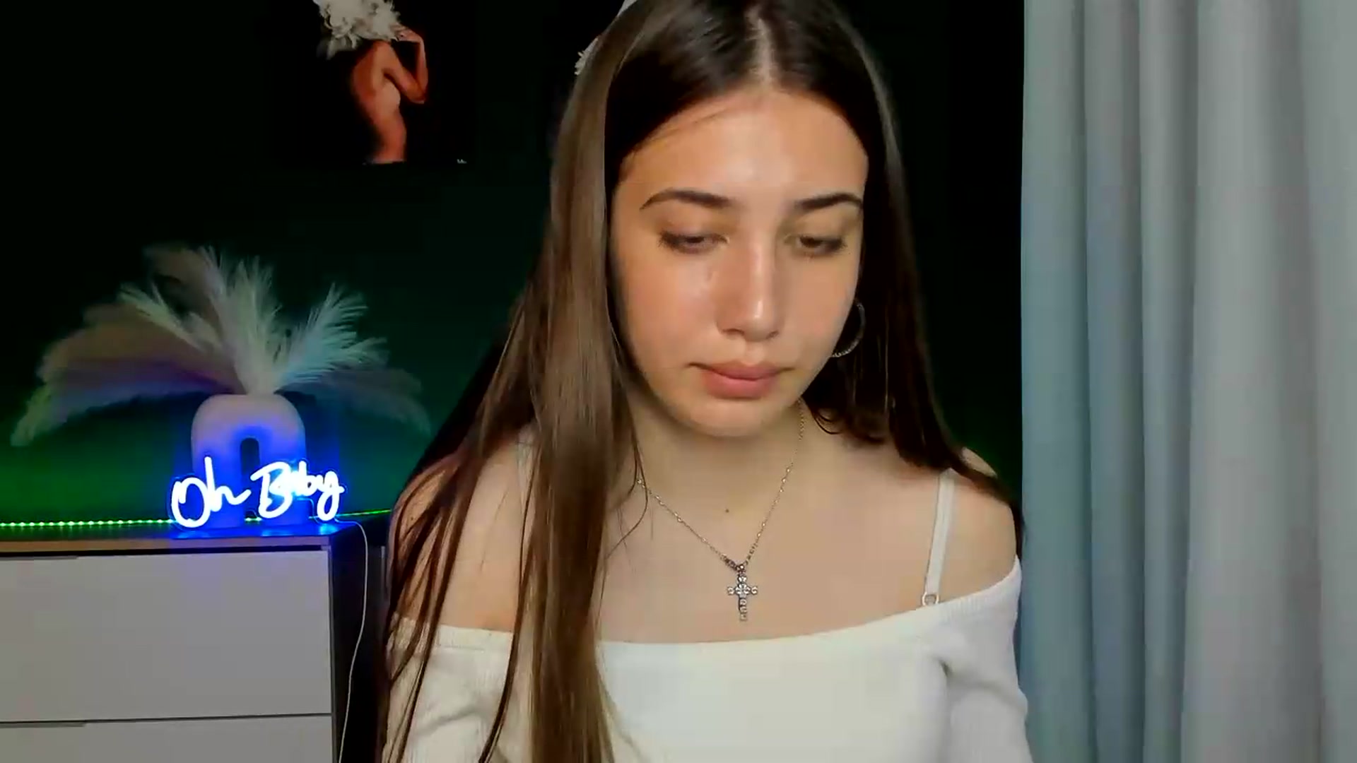 Gallery image thumbnail from AlexaPirs's myfreecams stream on, 05/24/2026, 12:04 image 18 of 20