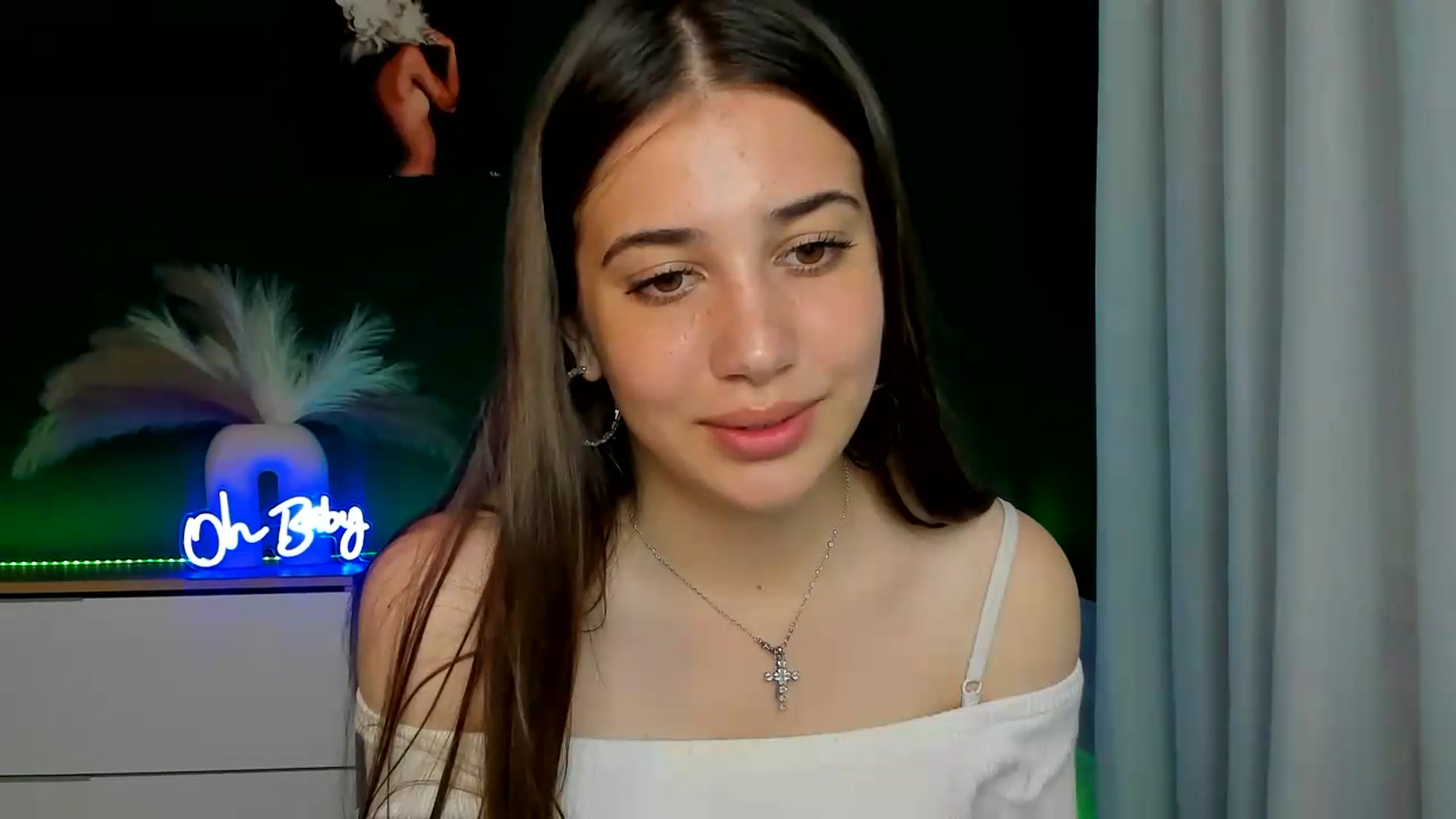 Gallery image thumbnail from AlexaPirs's myfreecams stream on, 05/24/2026, 12:04 image 15 of 20