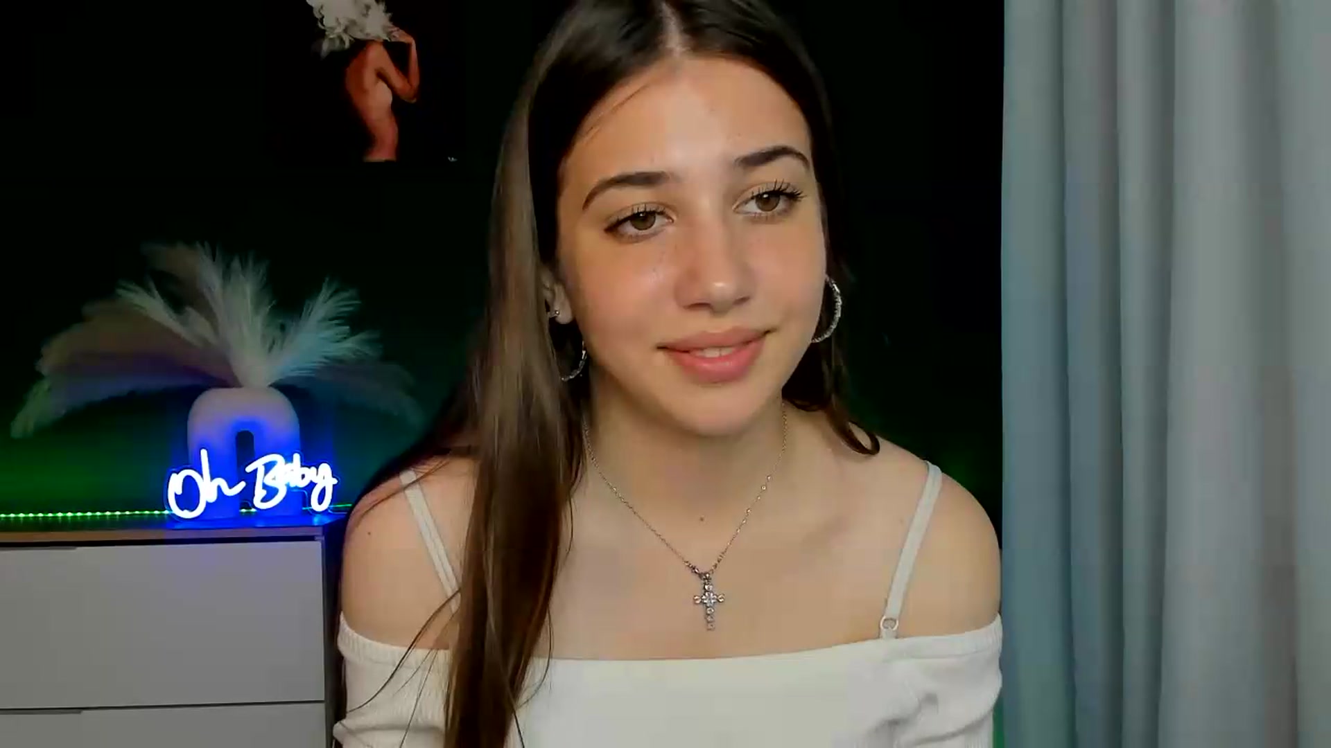 Gallery image thumbnail from AlexaPirs's myfreecams stream on, 05/24/2026, 12:04 image 11 of 20