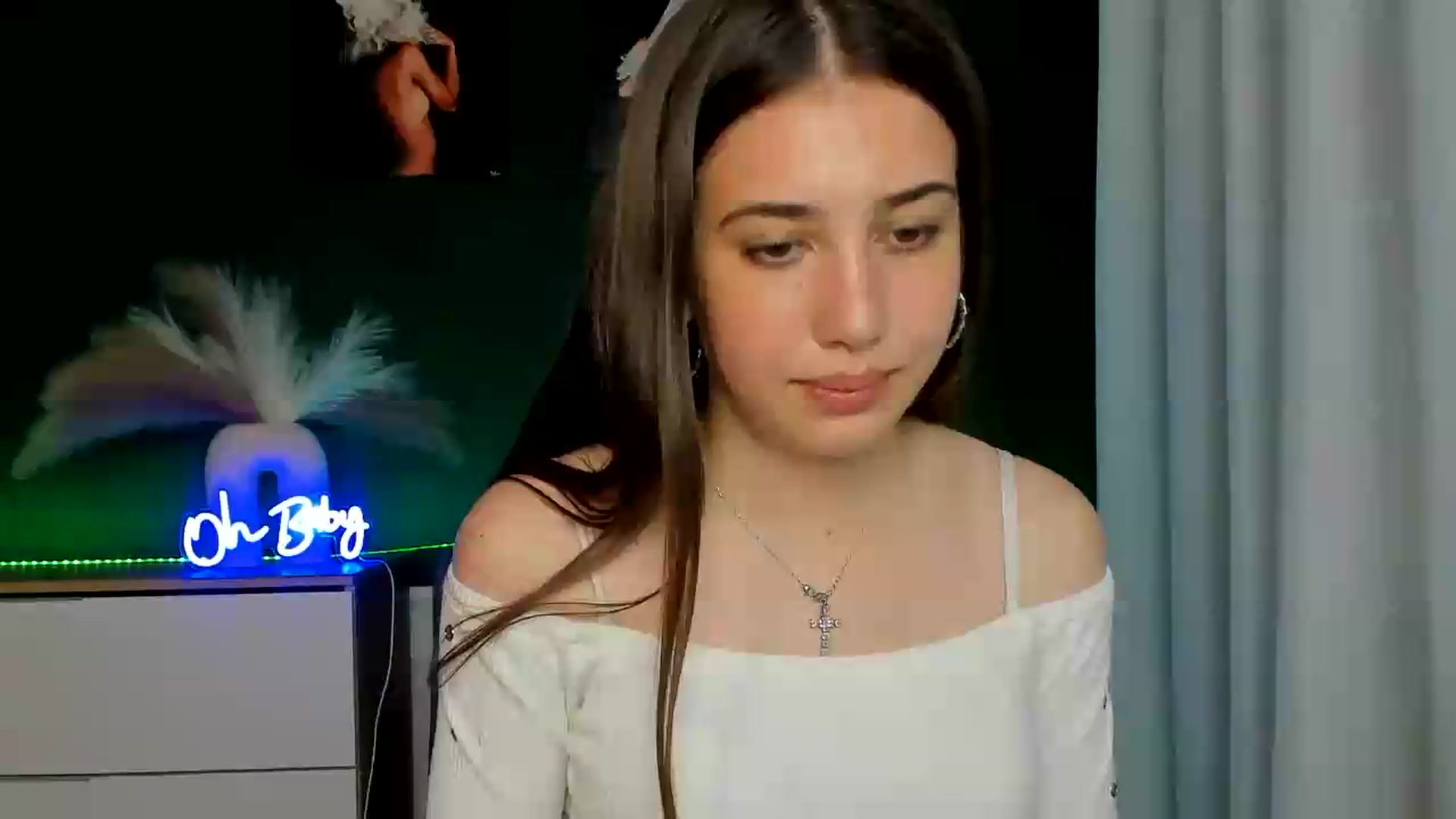Gallery image thumbnail from AlexaPirs's myfreecams stream on, 05/24/2026, 12:49 image 1 of 20
