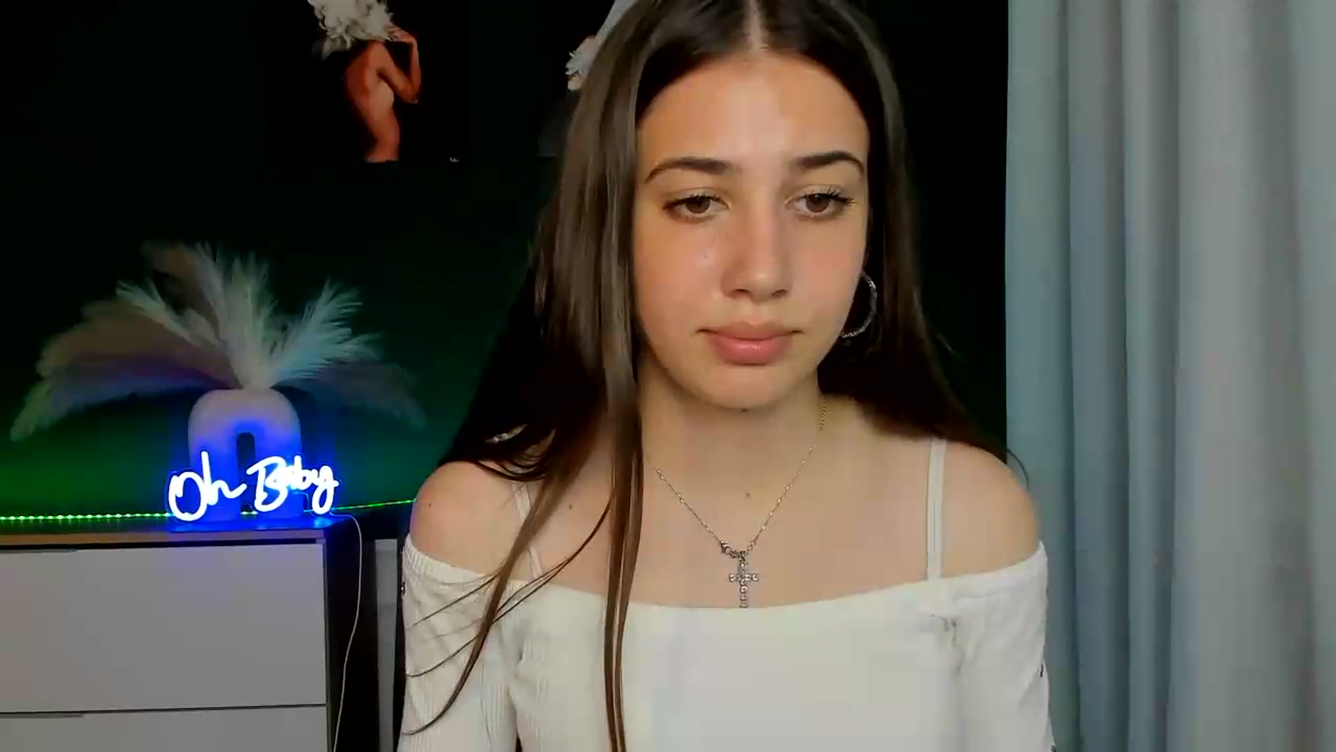 Gallery image thumbnail from AlexaPirs's myfreecams stream on, 05/24/2026, 12:49 image 2 of 20