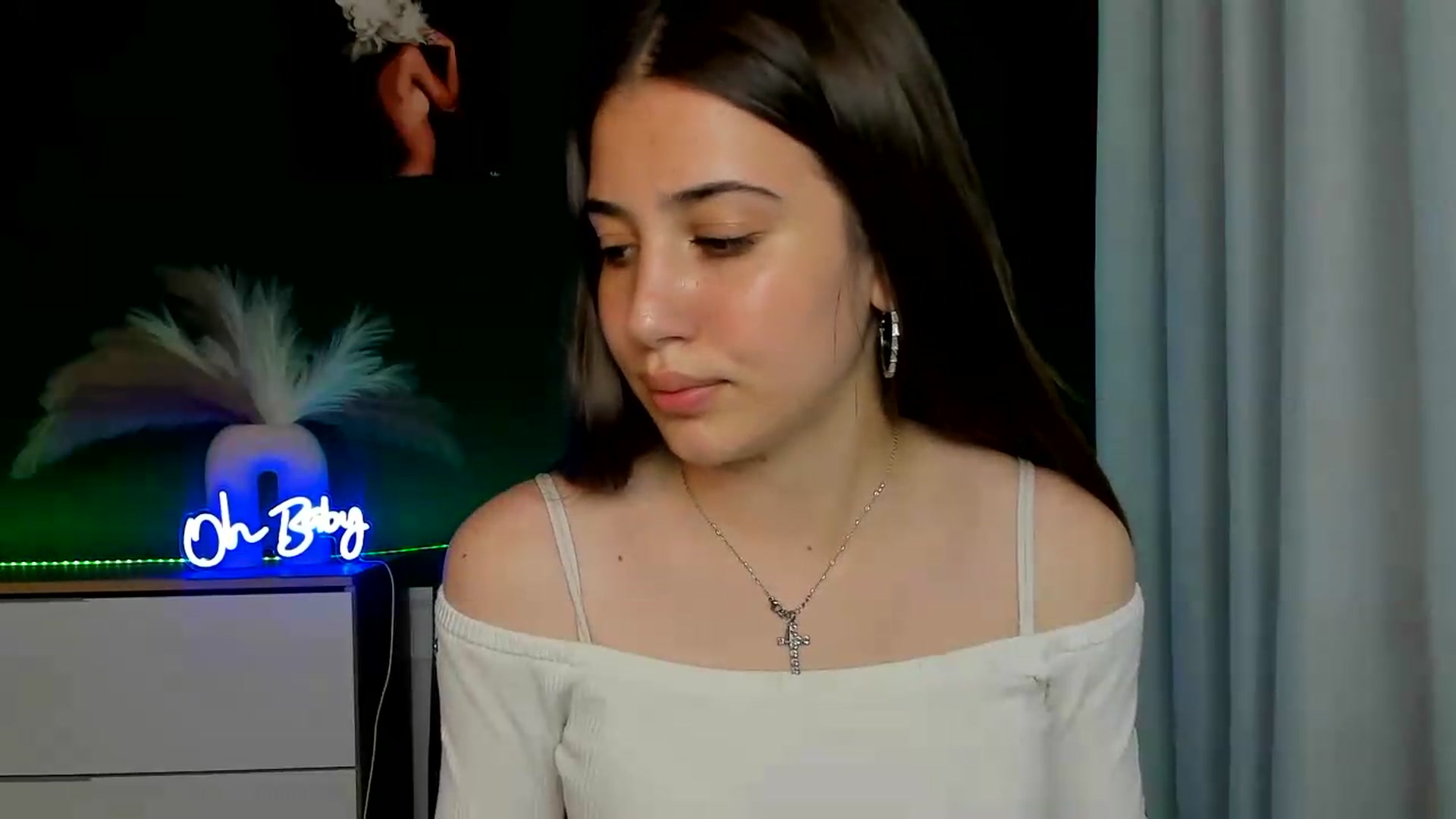 Gallery image thumbnail from AlexaPirs's myfreecams stream on, 05/24/2026, 12:49 image 4 of 20