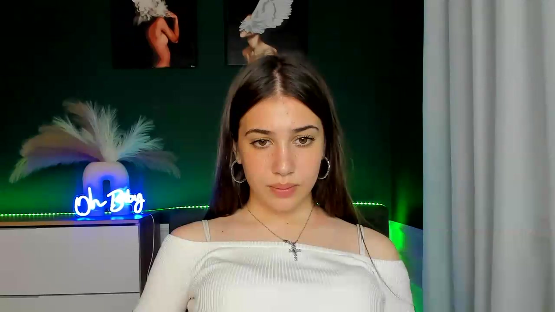 Gallery image thumbnail from AlexaPirs's myfreecams stream on, 05/24/2026, 12:49 image 19 of 20