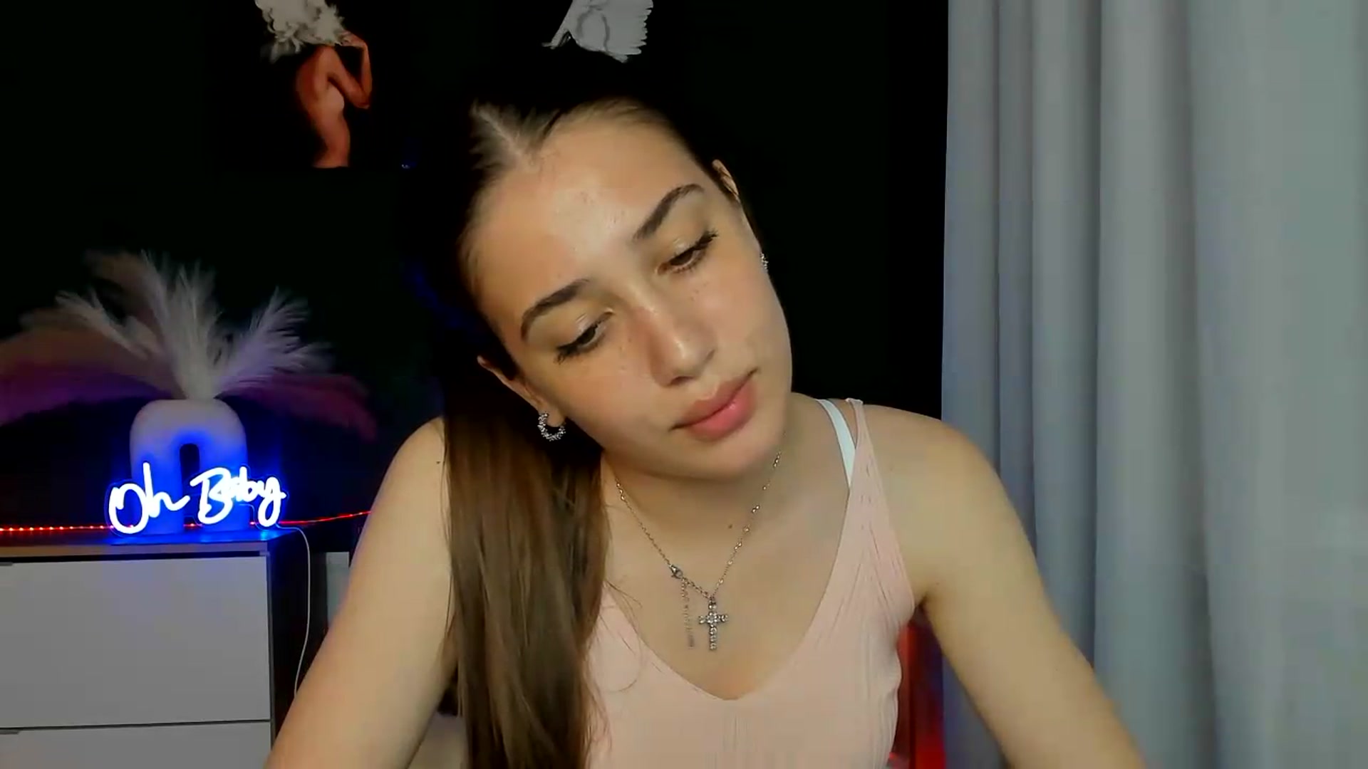Gallery image thumbnail from AlexaPirs's myfreecams stream on, 05/25/2026, 16:04 image 4 of 20