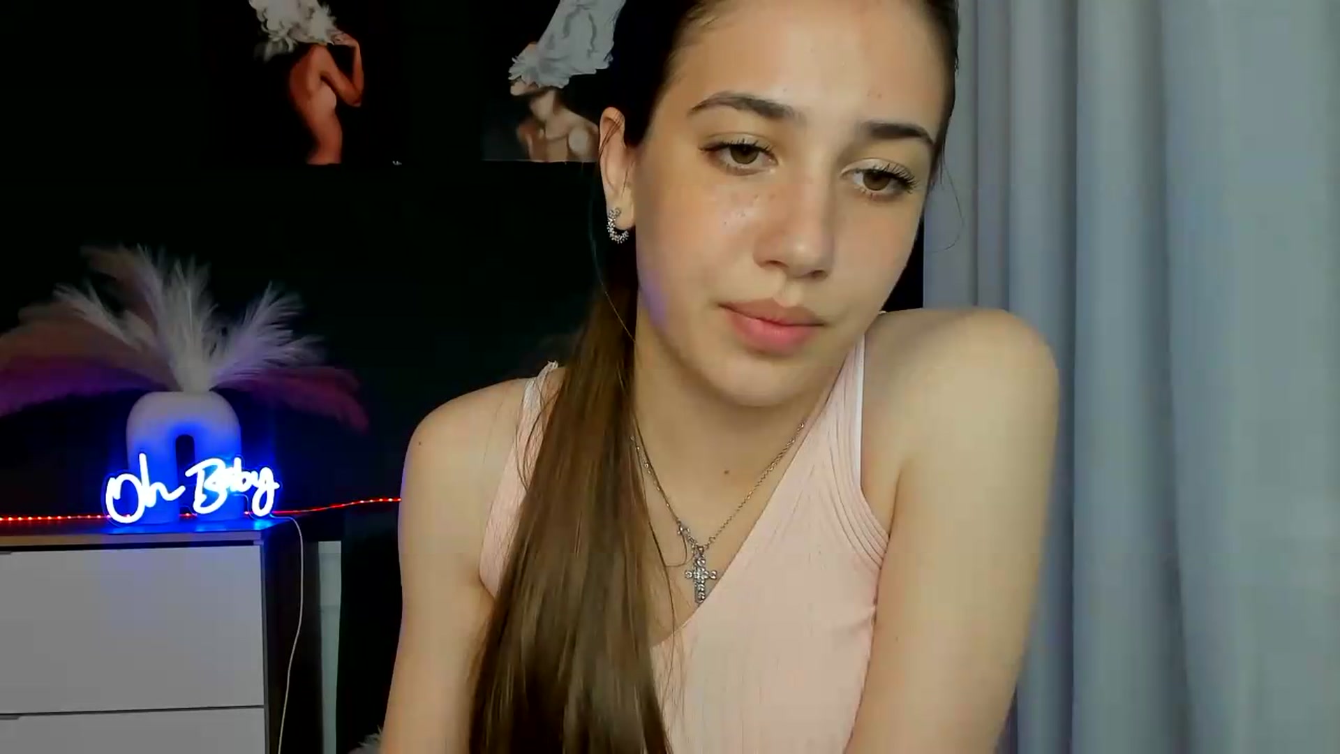 Gallery image thumbnail from AlexaPirs's myfreecams stream on, 05/25/2026, 16:41 image 20 of 20