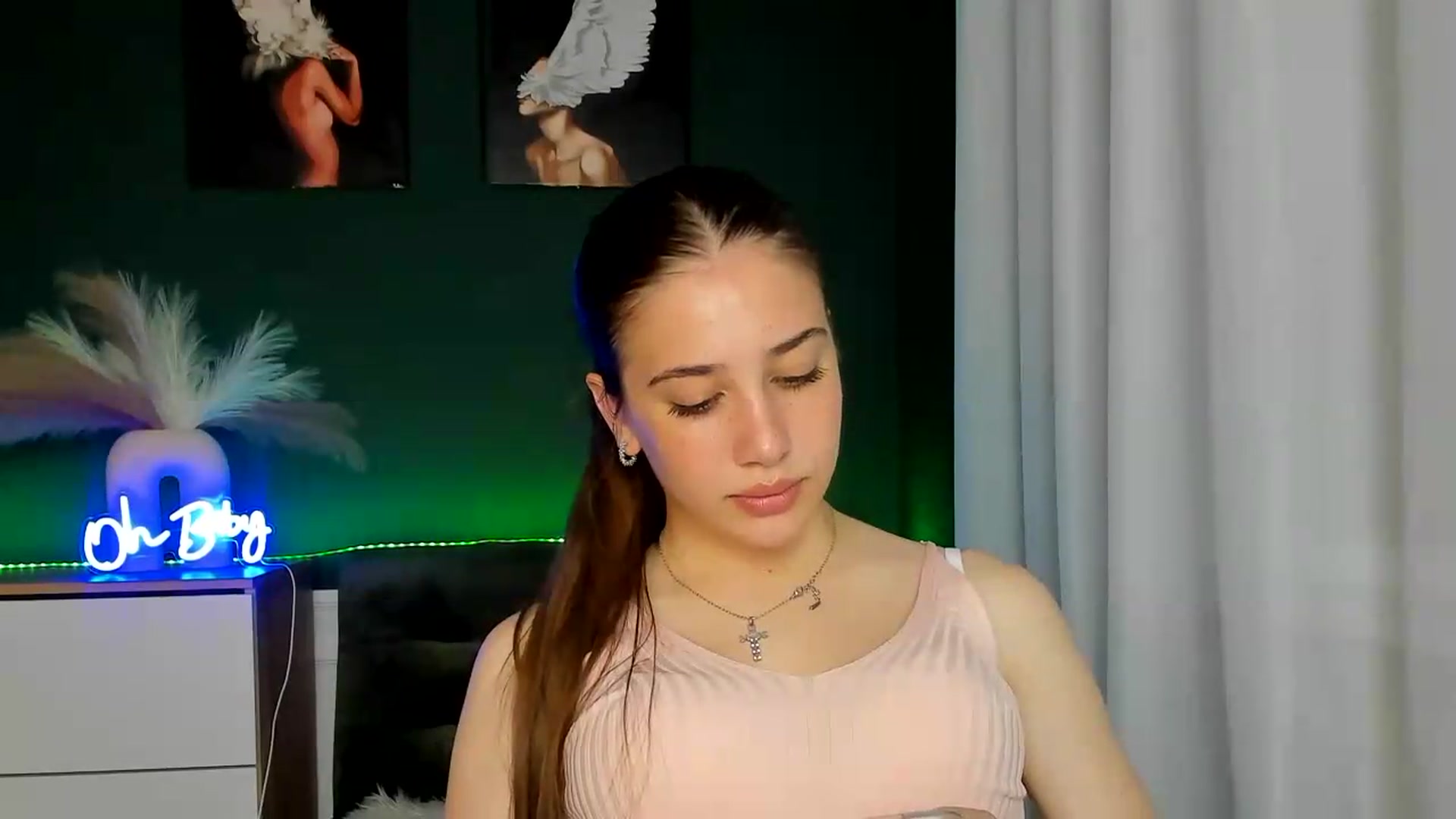 Gallery image thumbnail from AlexaPirs's myfreecams stream on, 05/27/2026, 13:41 image 7 of 20