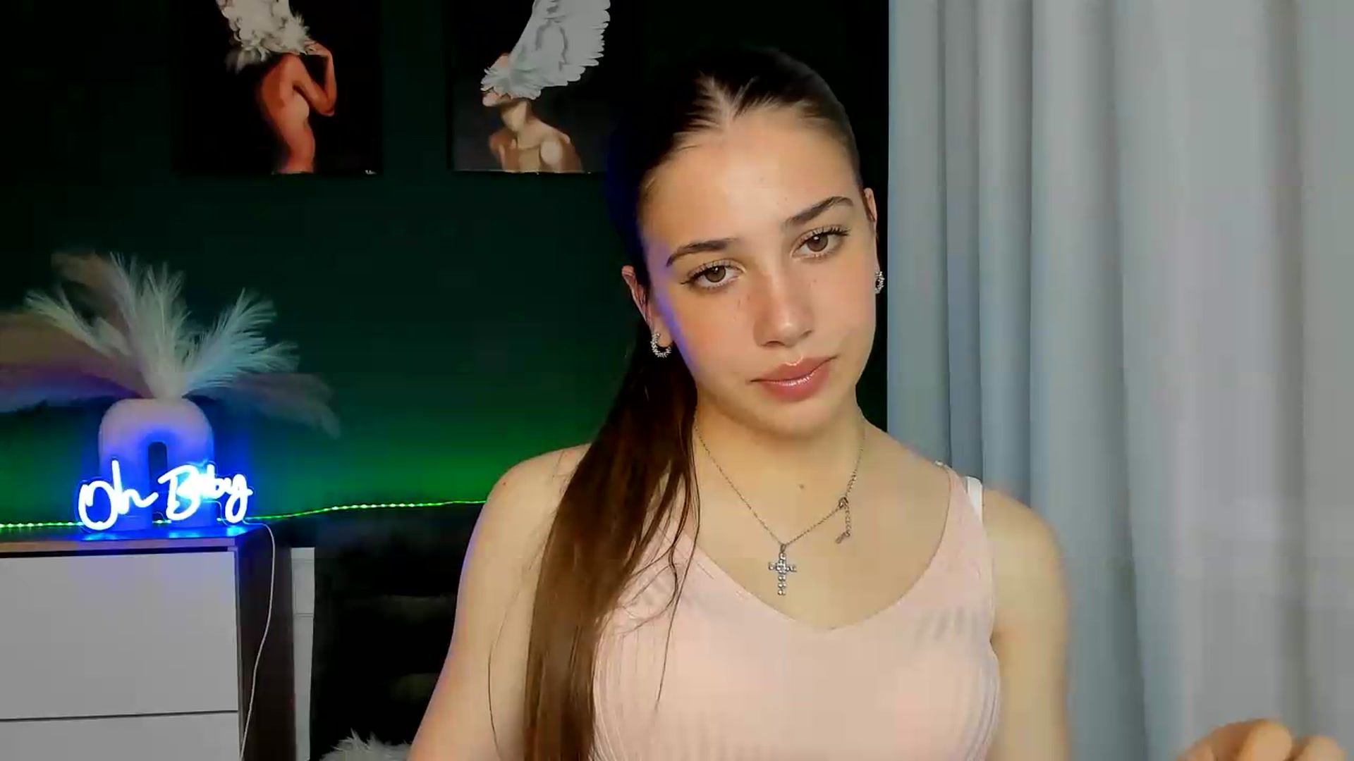 Gallery image thumbnail from AlexaPirs's myfreecams stream on, 05/27/2026, 13:41 image 3 of 20