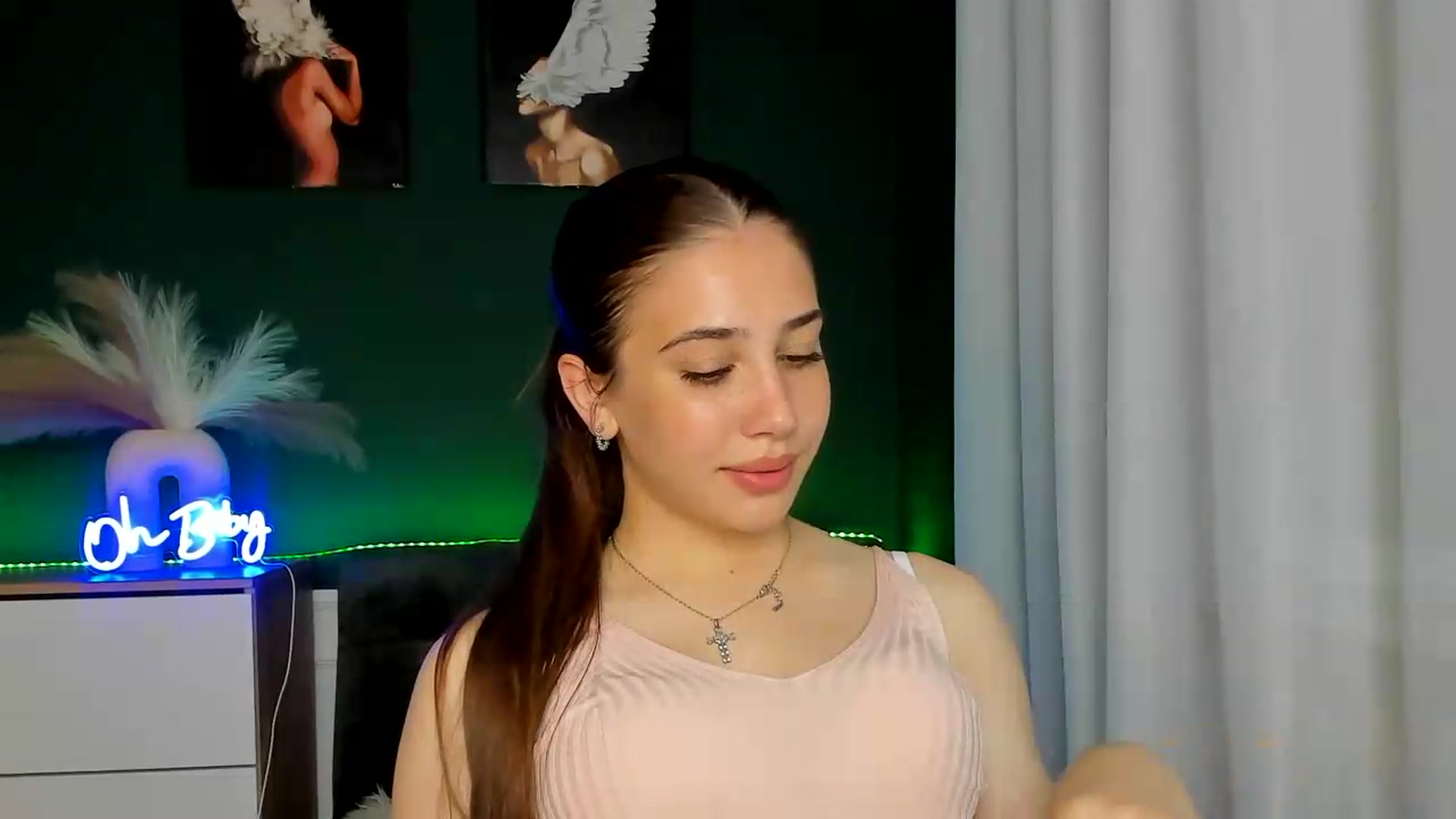 Gallery image thumbnail from AlexaPirs's myfreecams stream on, 05/27/2026, 13:41 image 8 of 20