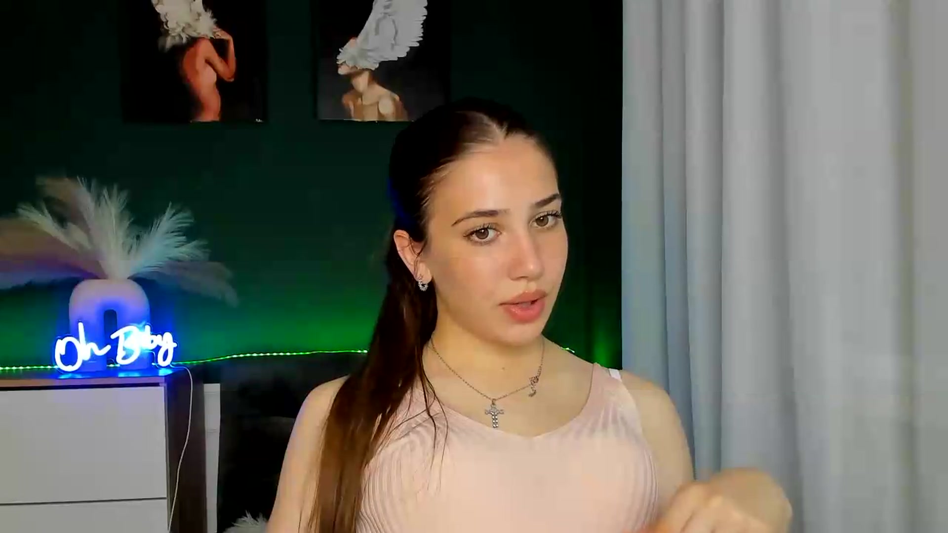 Gallery image thumbnail from AlexaPirs's myfreecams stream on, 05/27/2026, 13:41 image 6 of 20
