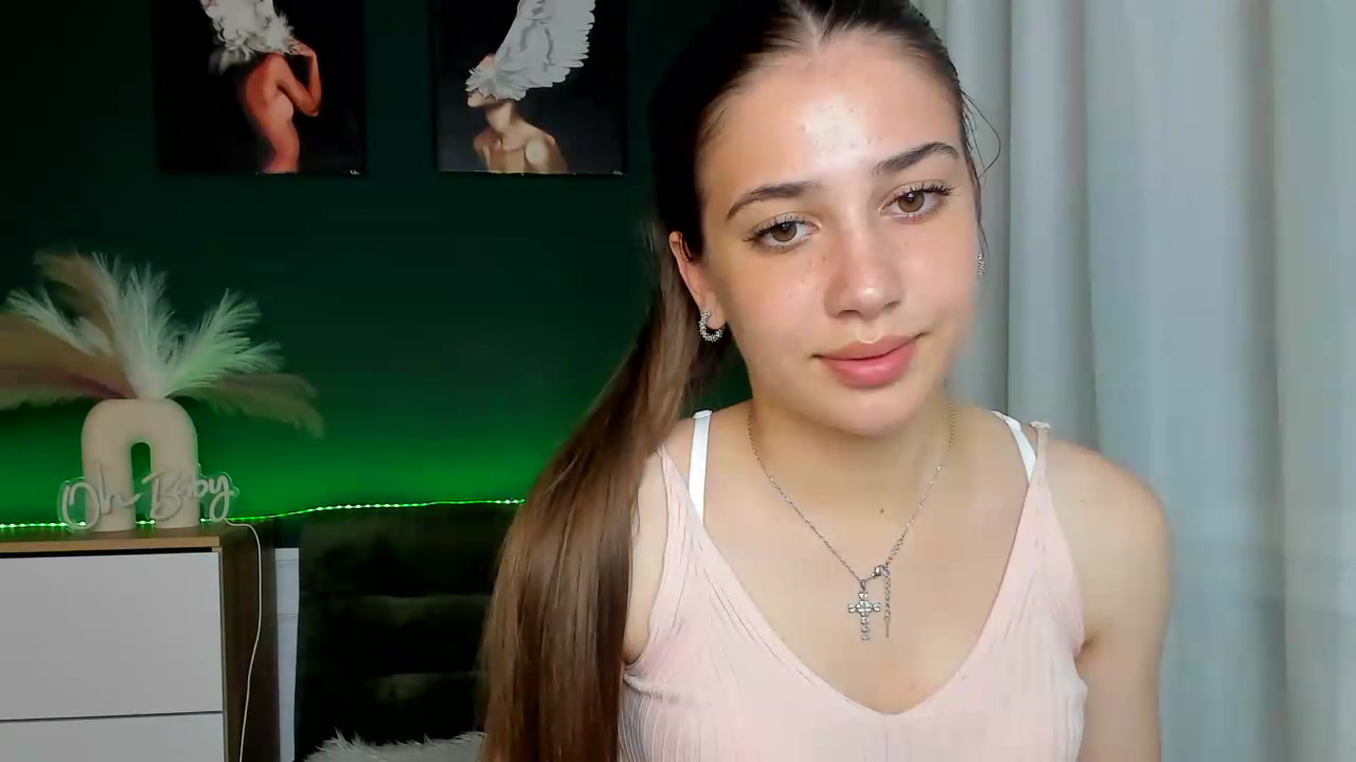 Gallery image thumbnail from AlexaPirs's myfreecams stream on, 05/27/2026, 16:56 image 5 of 20