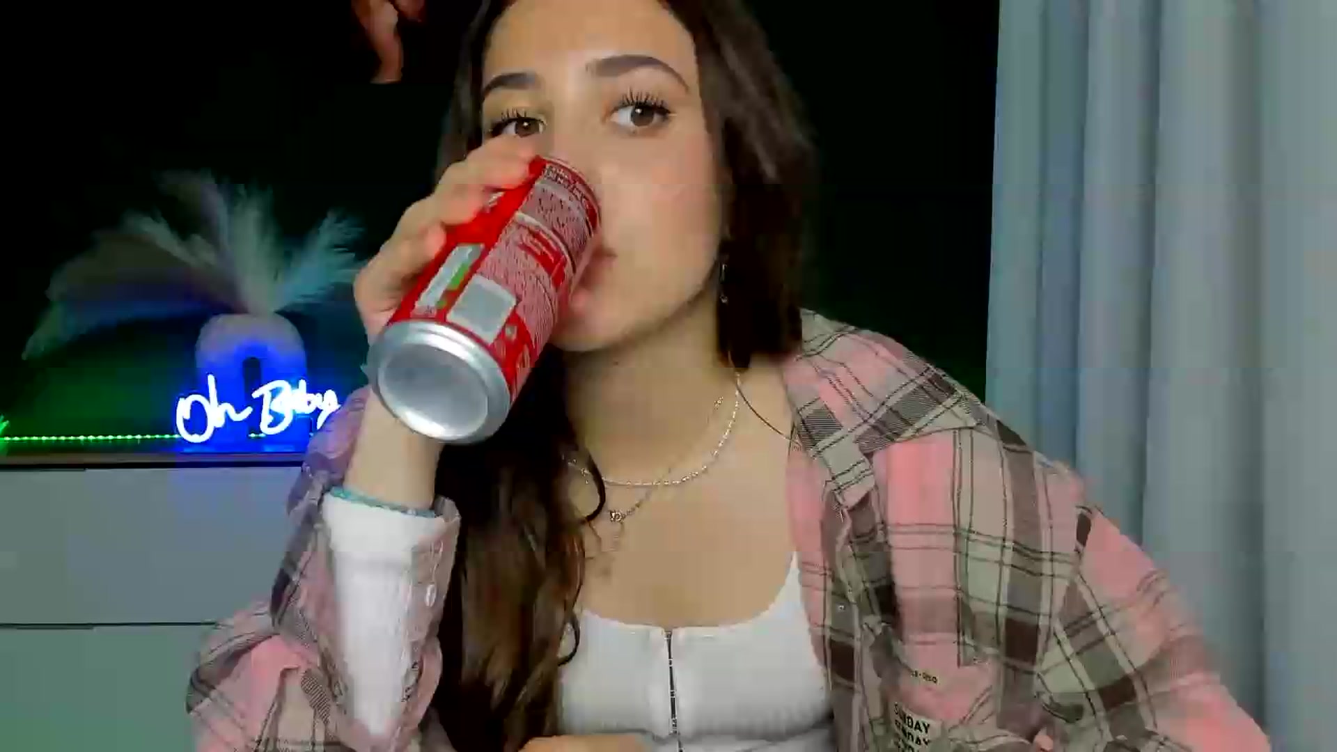 Gallery image thumbnail from AlexaPirs's myfreecams stream on, 06/01/2026, 13:49 image 1 of 20