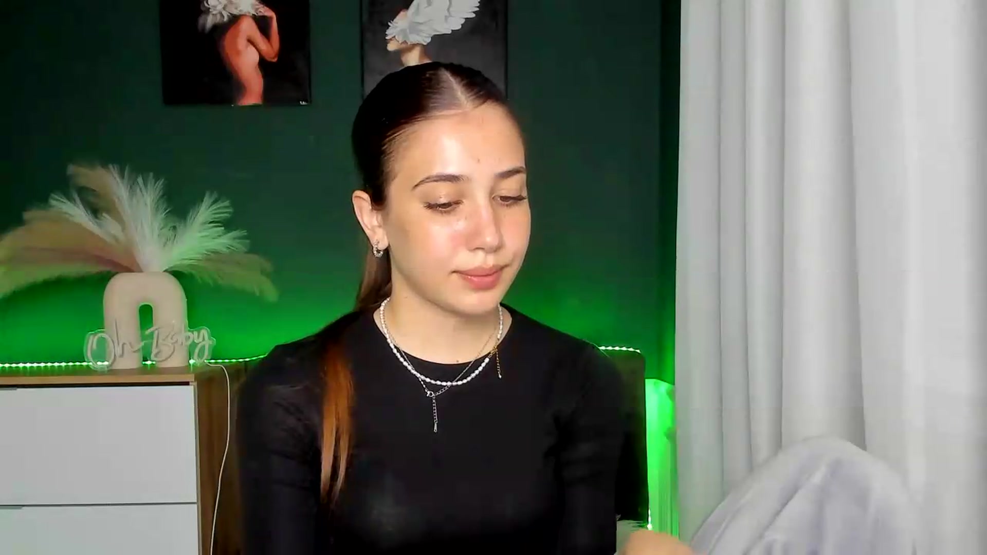 Gallery image thumbnail from AlexaPirs's myfreecams stream on, 06/02/2026, 14:12 image 7 of 20