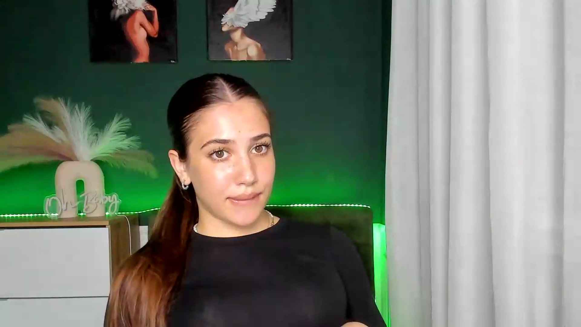 Gallery image thumbnail from AlexaPirs's myfreecams stream on, 06/02/2026, 14:58 image 12 of 20