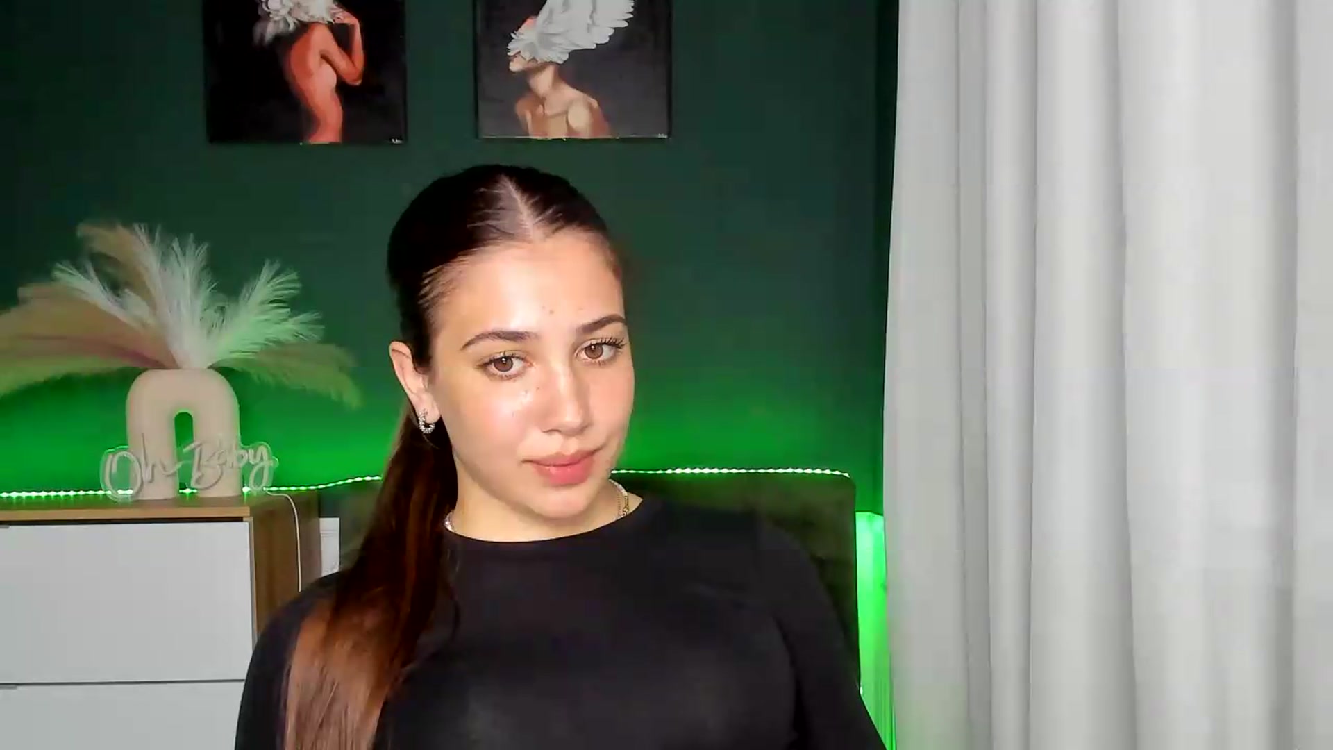 Gallery image thumbnail from AlexaPirs's myfreecams stream on, 06/02/2026, 14:58 image 4 of 20