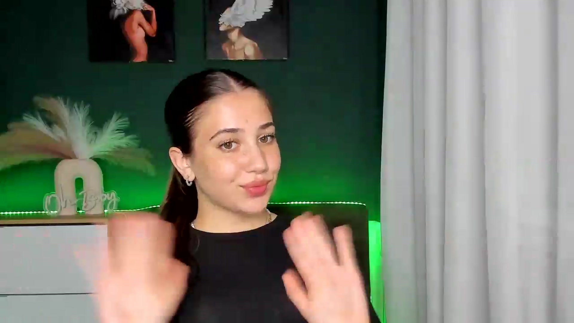 Gallery image thumbnail from AlexaPirs's myfreecams stream on, 06/02/2026, 14:58 image 5 of 20