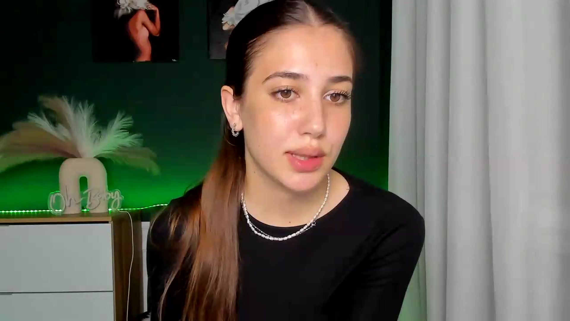 Gallery image thumbnail from AlexaPirs's myfreecams stream on, 06/02/2026, 15:35 image 4 of 20