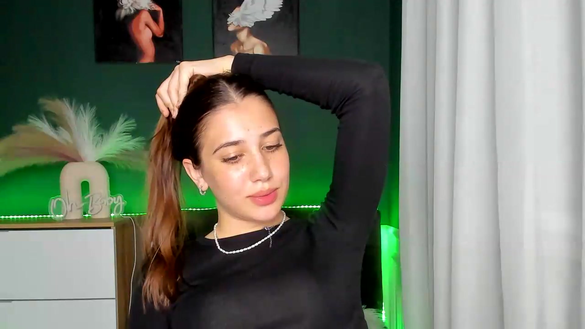 Gallery image thumbnail from AlexaPirs's myfreecams stream on, 06/02/2026, 16:22 image 13 of 20