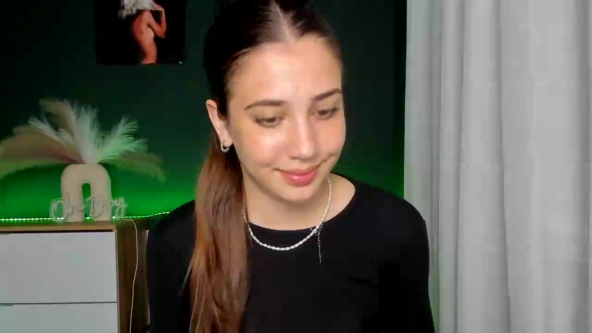 Gallery image thumbnail from AlexaPirs's myfreecams stream on, 06/02/2026, 16:22 image 1 of 20