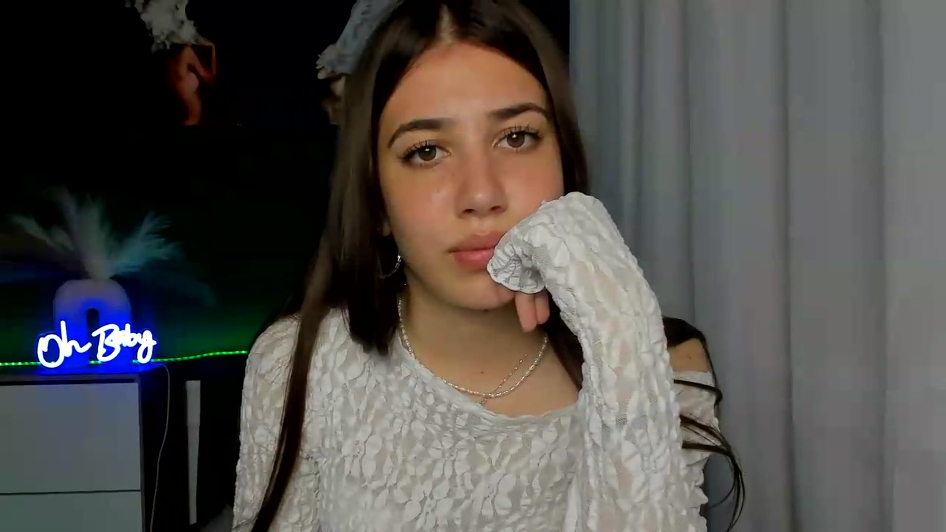 Gallery image thumbnail from AlexaPirs's myfreecams stream on, 06/05/2026, 13:44 image 10 of 20