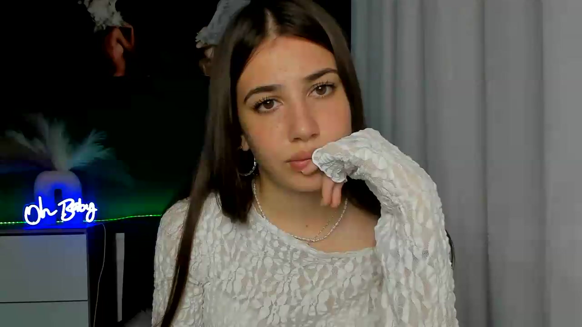 Gallery image thumbnail from AlexaPirs's myfreecams stream on, 06/05/2026, 13:44 image 9 of 20