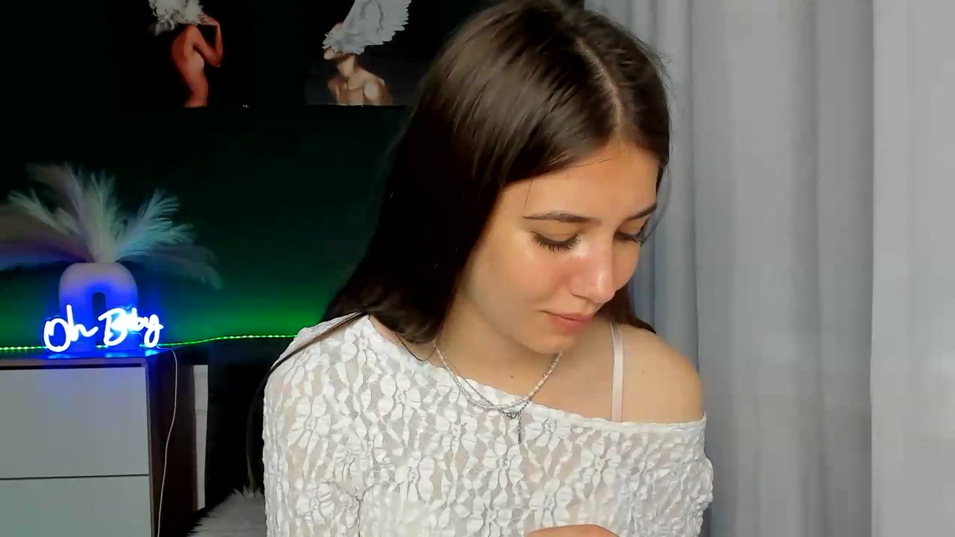 Gallery image thumbnail from AlexaPirs's myfreecams stream on, 06/05/2026, 15:19 image 20 of 20